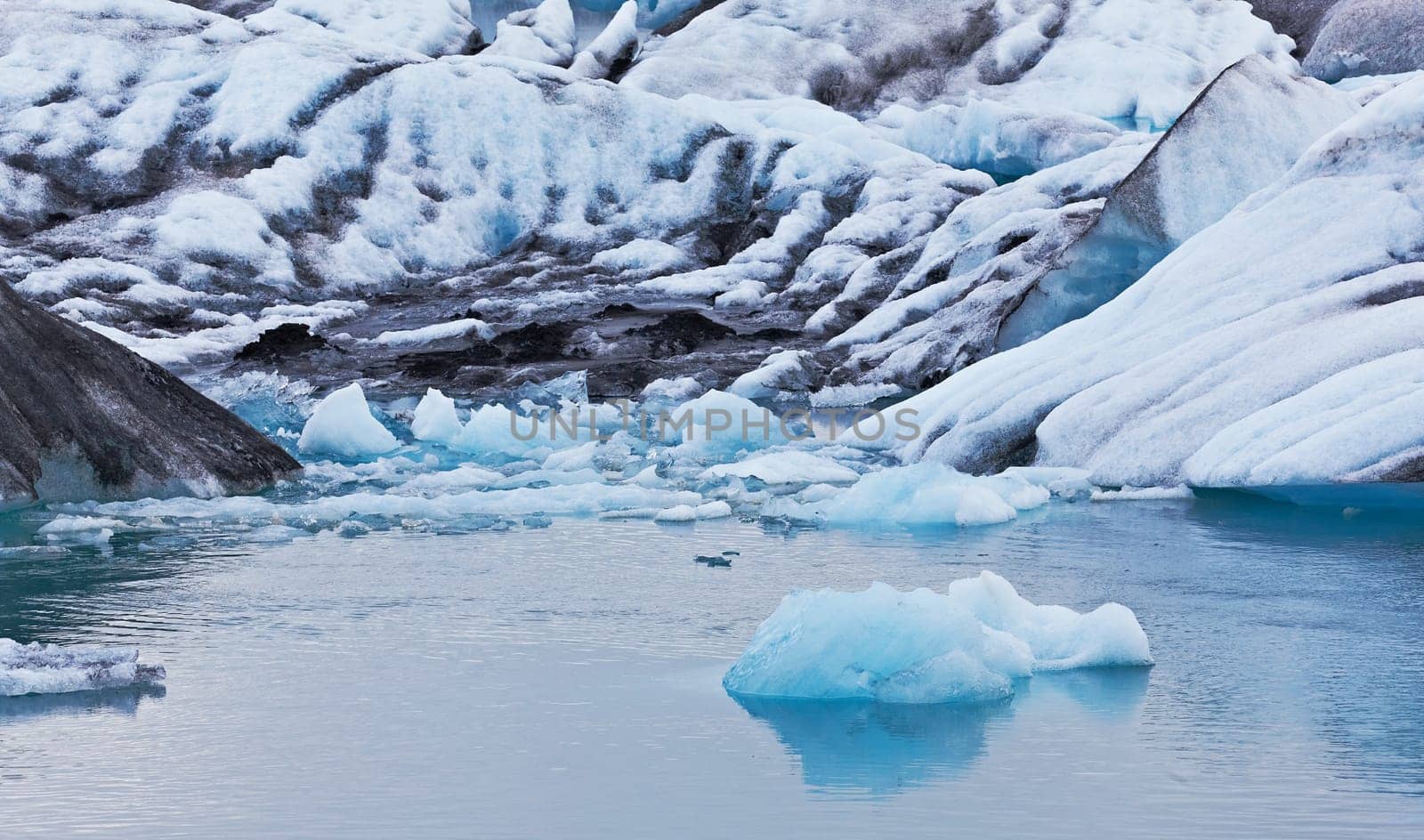 Jokulsarlon Glacial Lagoon, Vatnajokull, Iceland