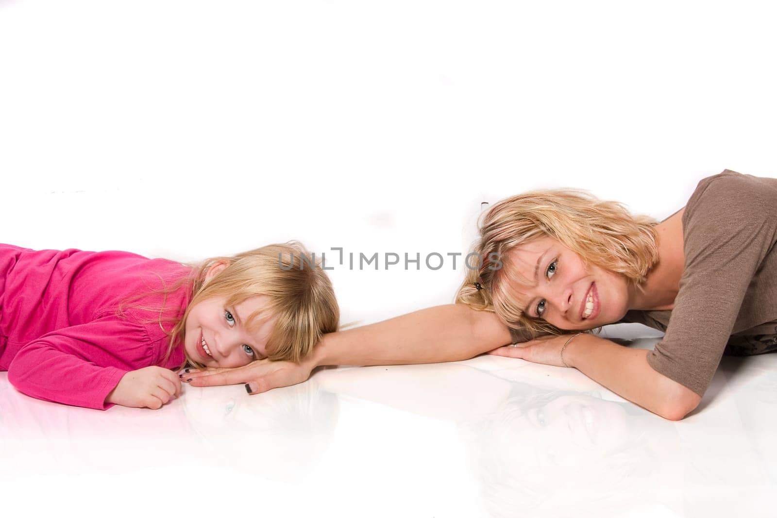 Mother Daughter 211010-3