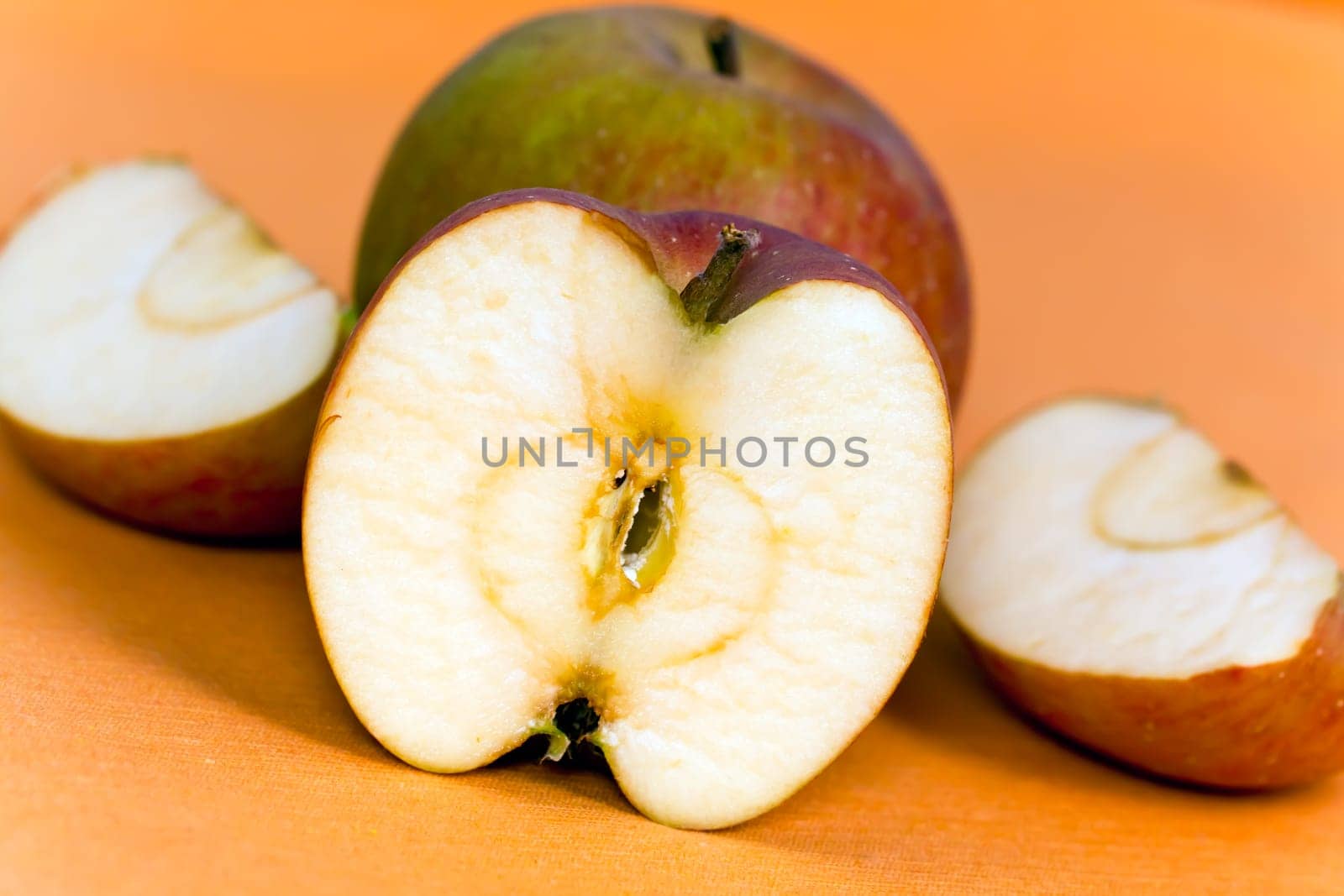 Apples without (New York)