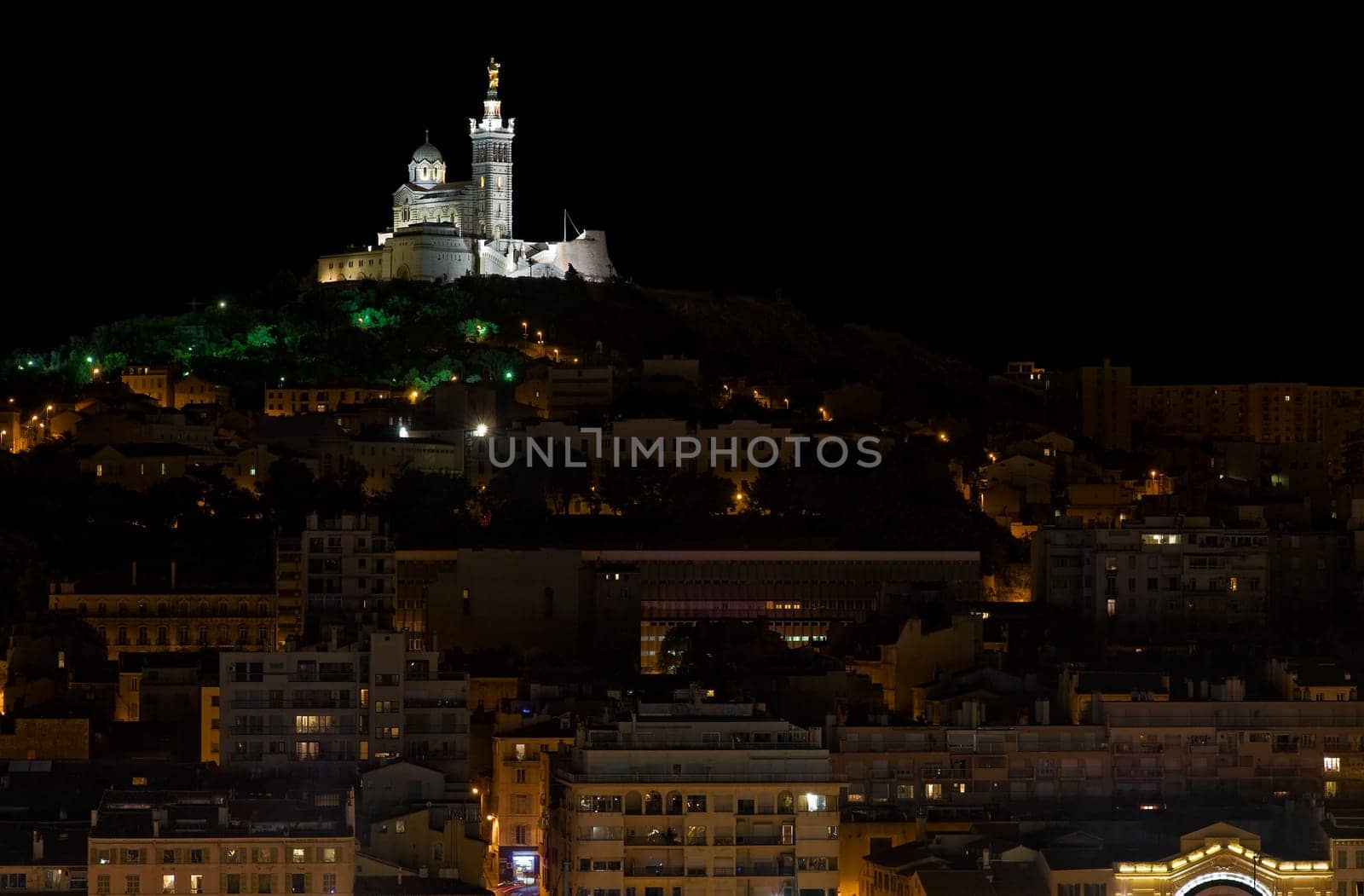 Marseille by night