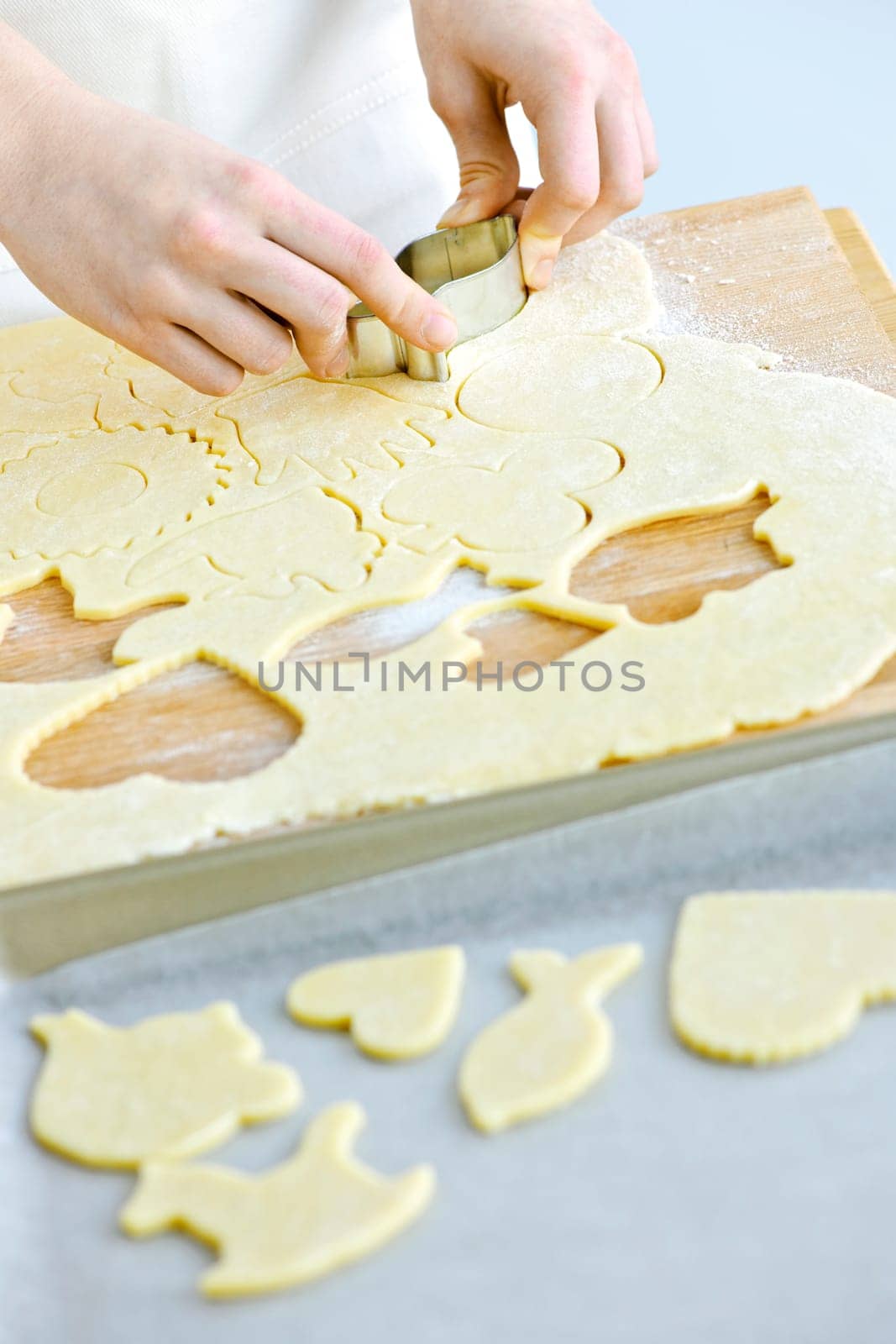 Cutting cookies from dough