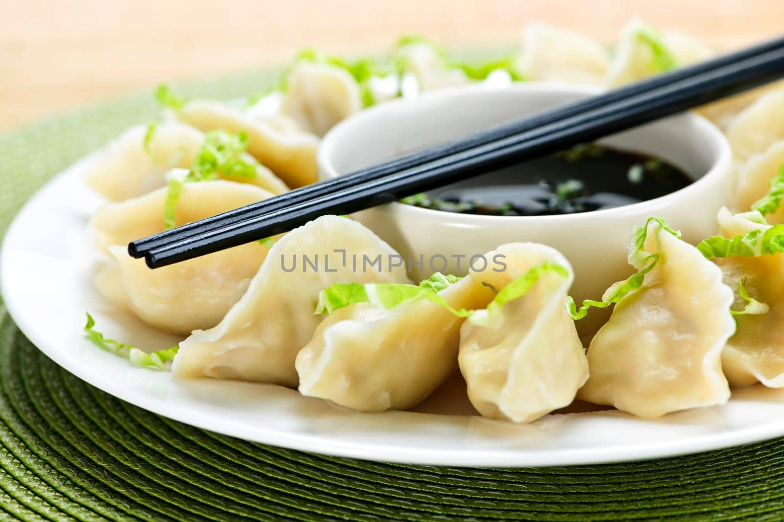 Steamed dumplings and soy sauce