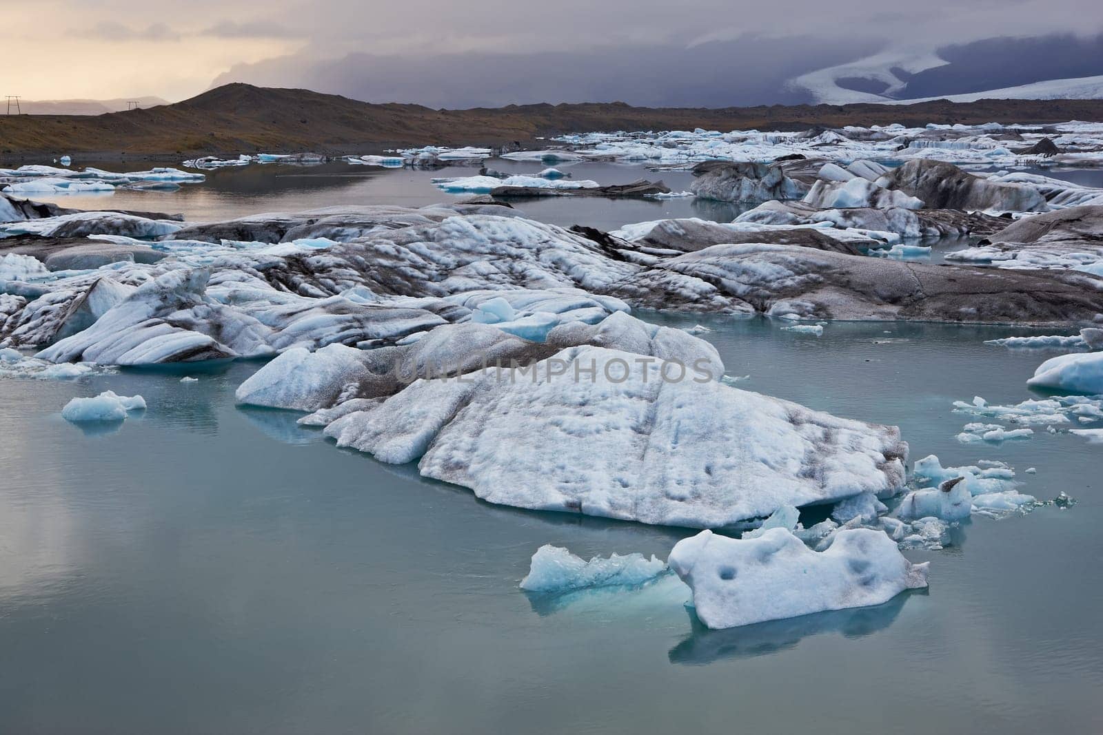 Jokulsarlon Glacial Lagoon, Vatnajokull, Iceland