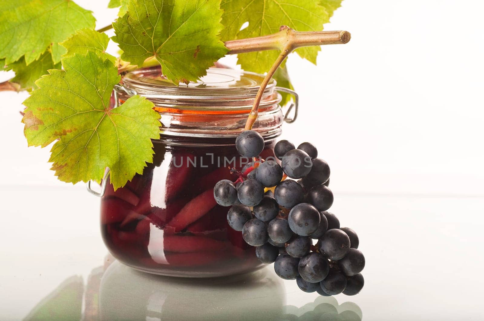 Pears in red wine