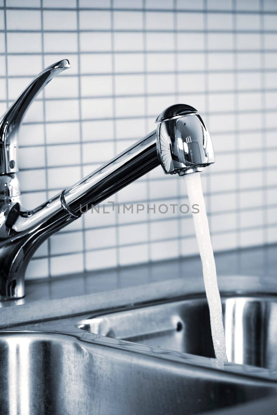 Kitchen faucet