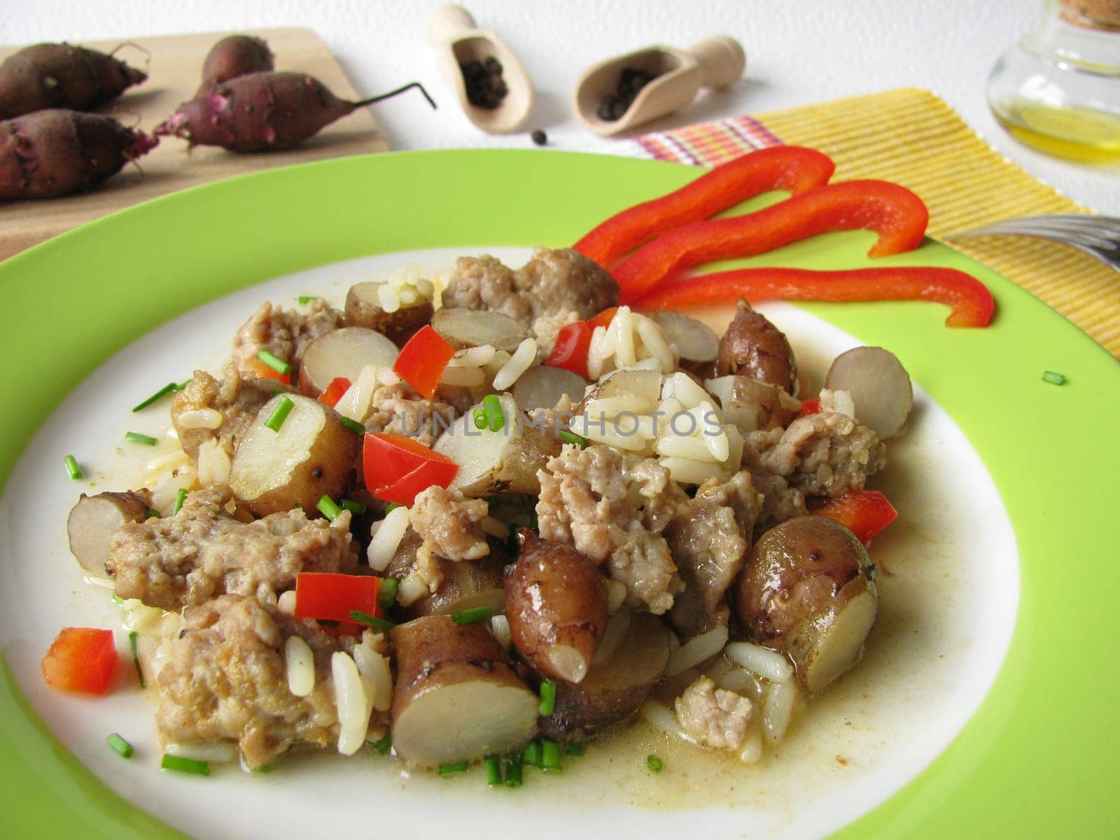 Rice stir-fry,minced meat and Jerusalem artichoke