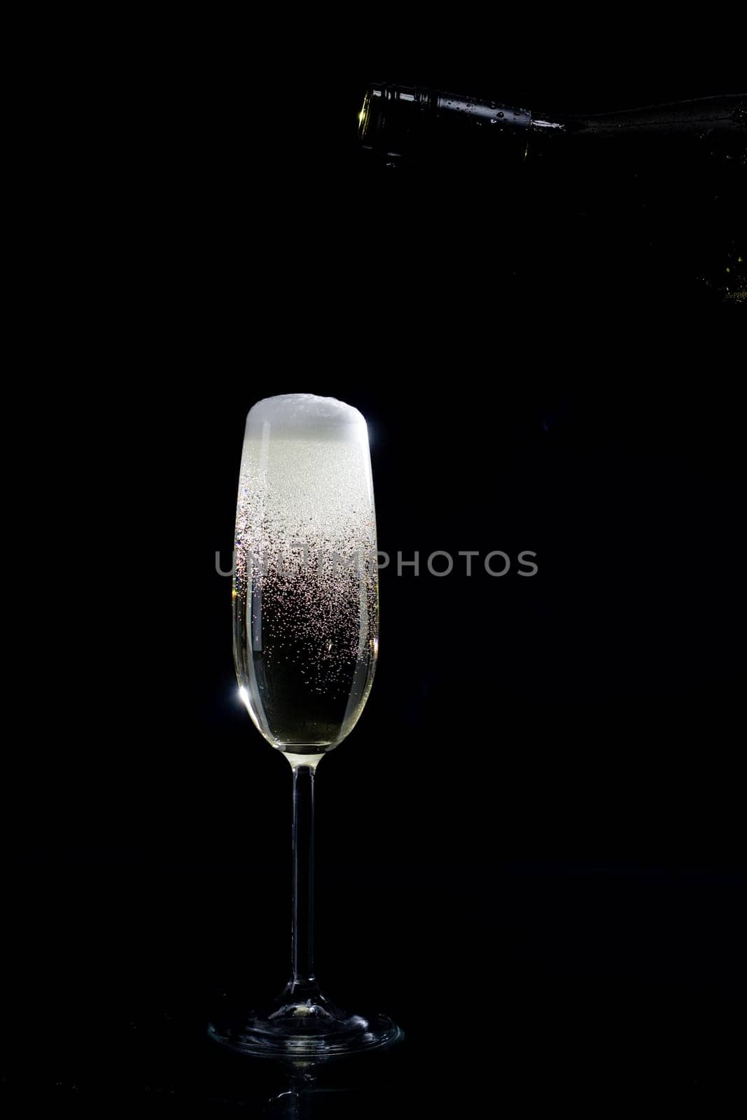 Prosecco crown