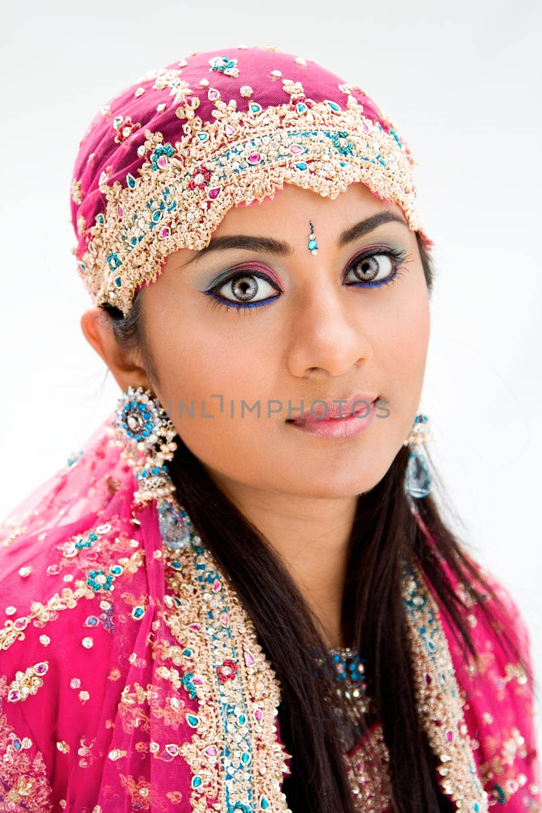 Elegant Bengali bride