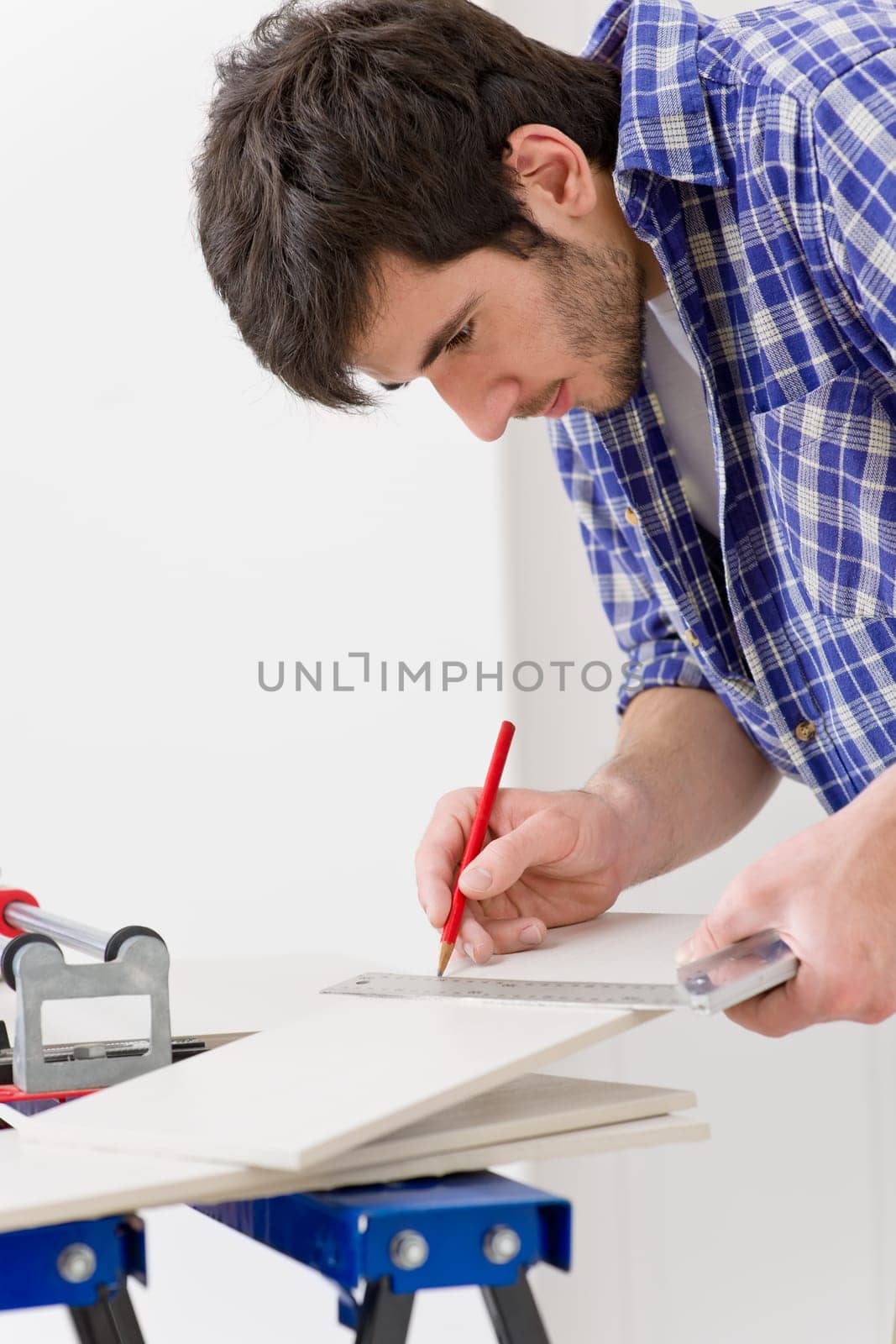 Home improvement - handyman cut tile