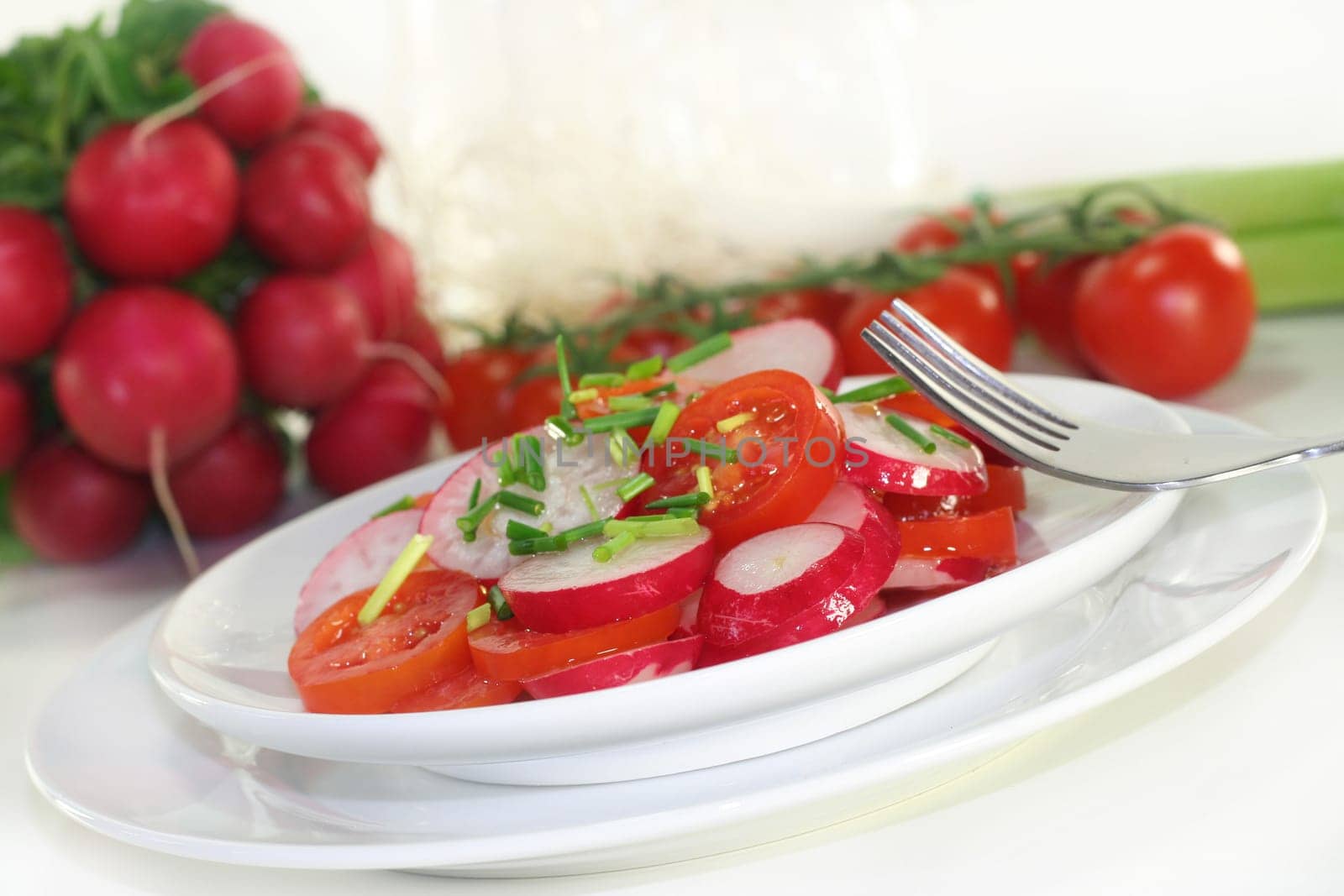 Radish and tomato salad