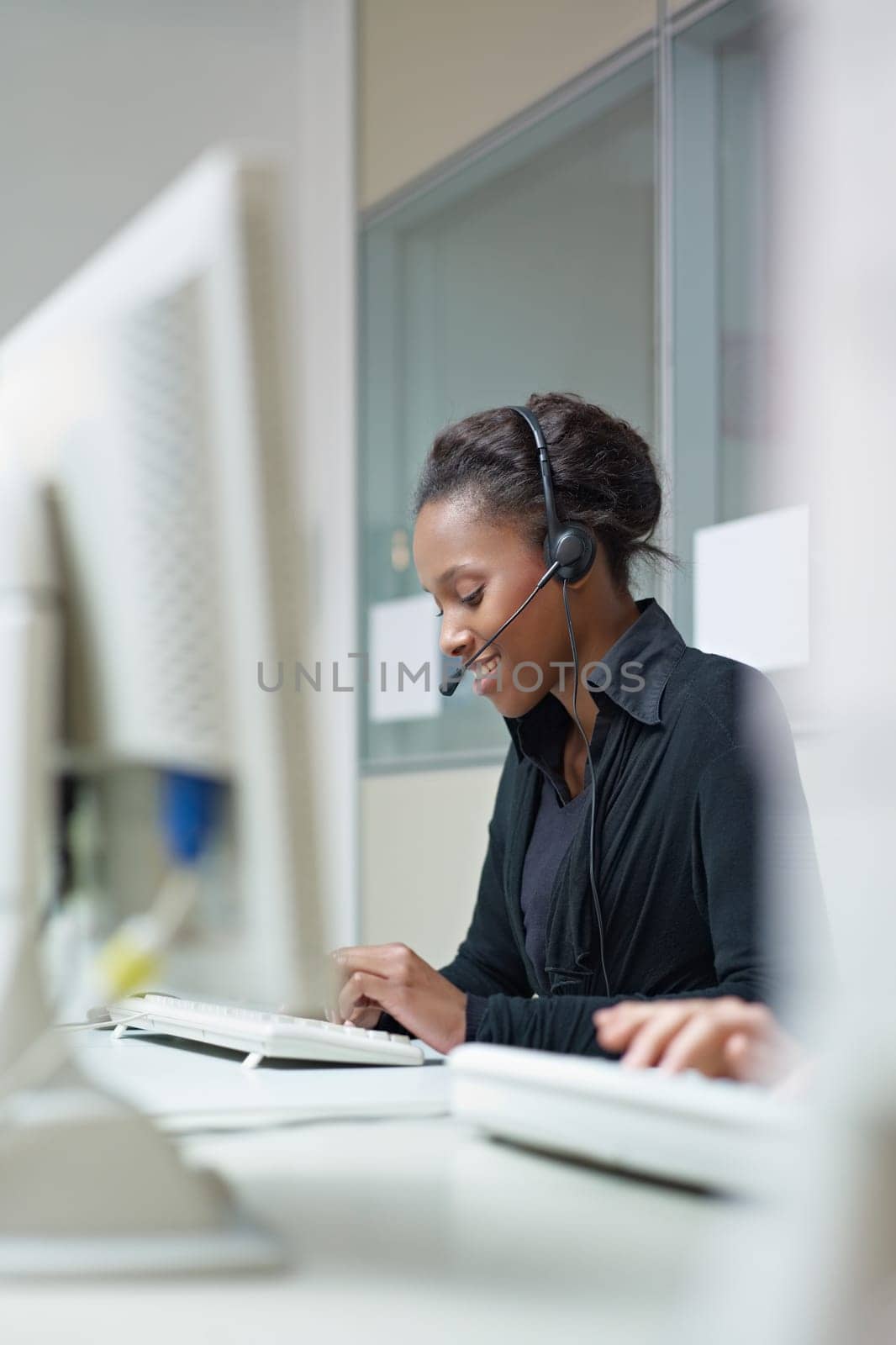 women working in call center