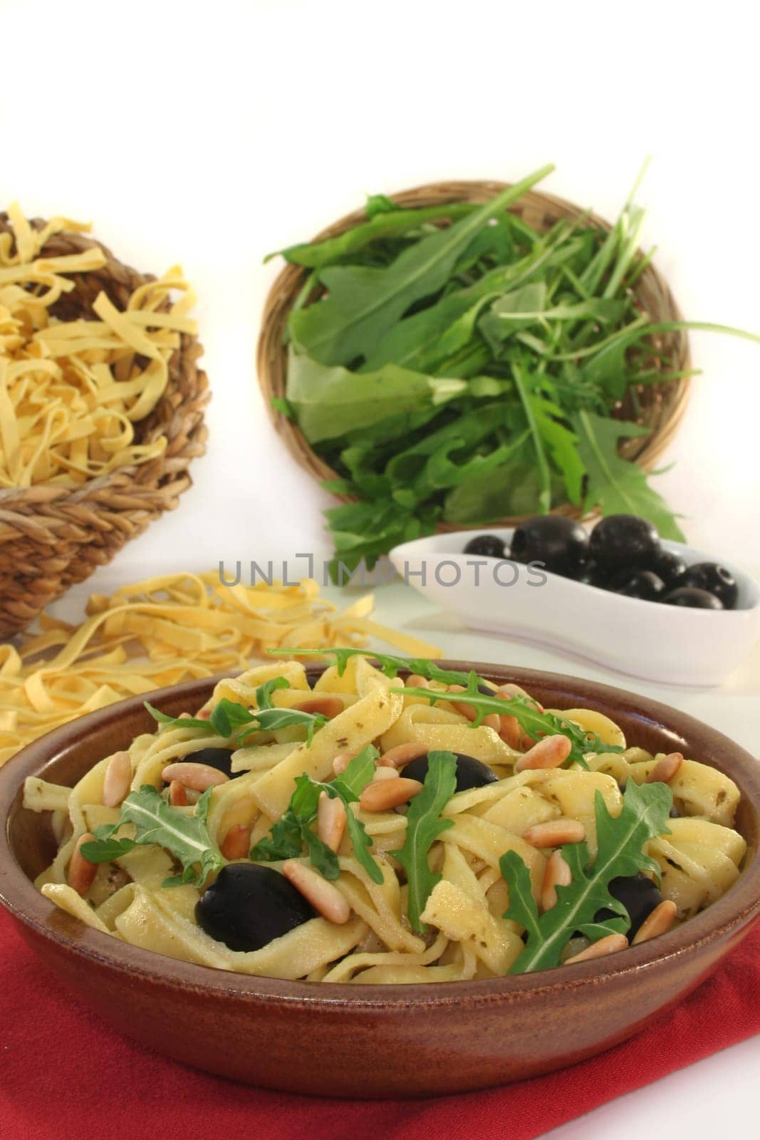Ribbon noodles with arugula
