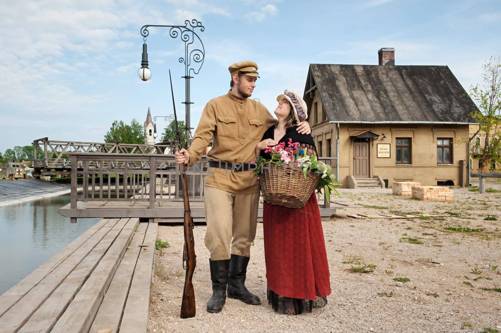 Couple of lady and soldier in retro styl