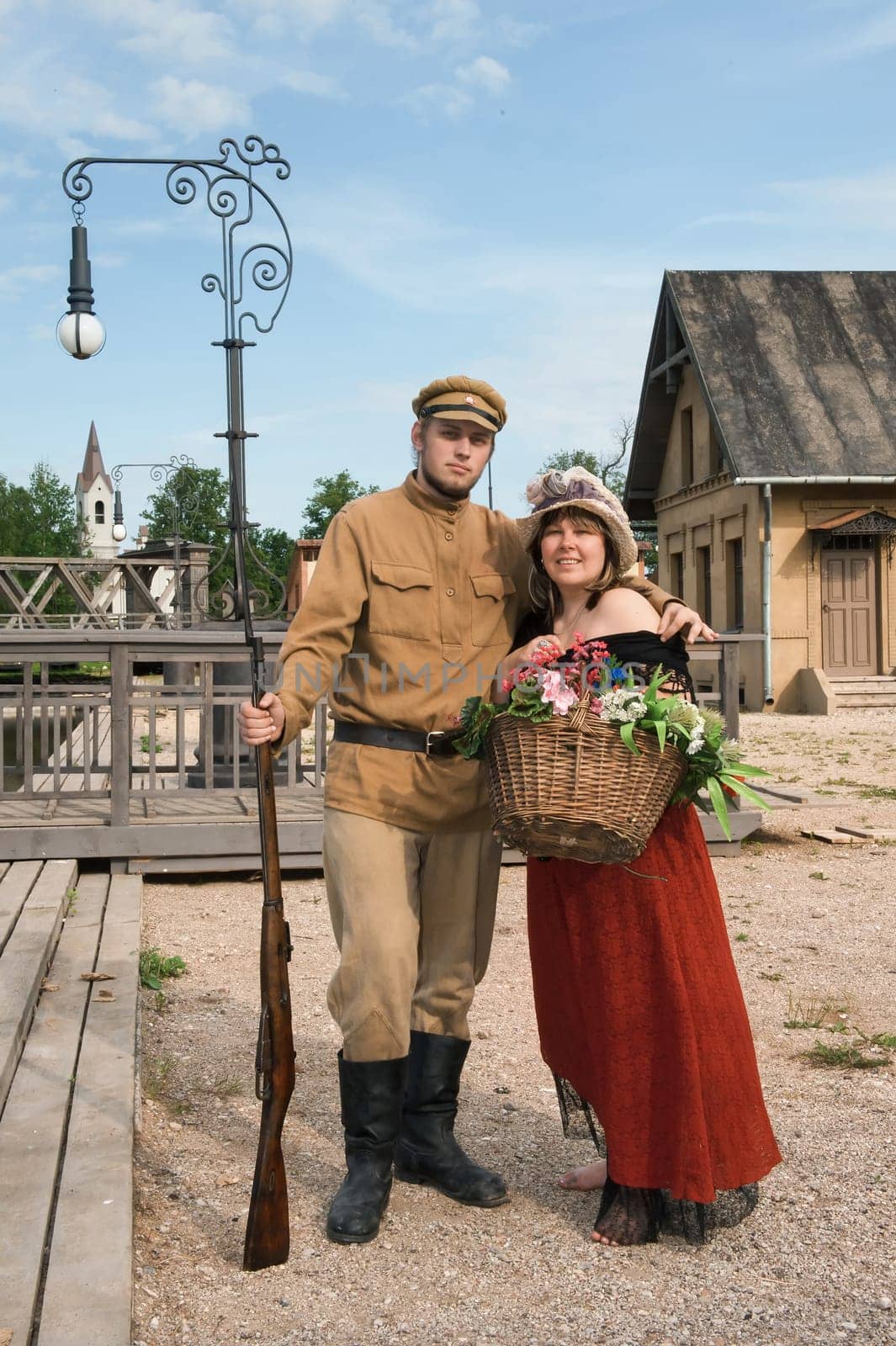 Couple of lady and soldier in retro styl