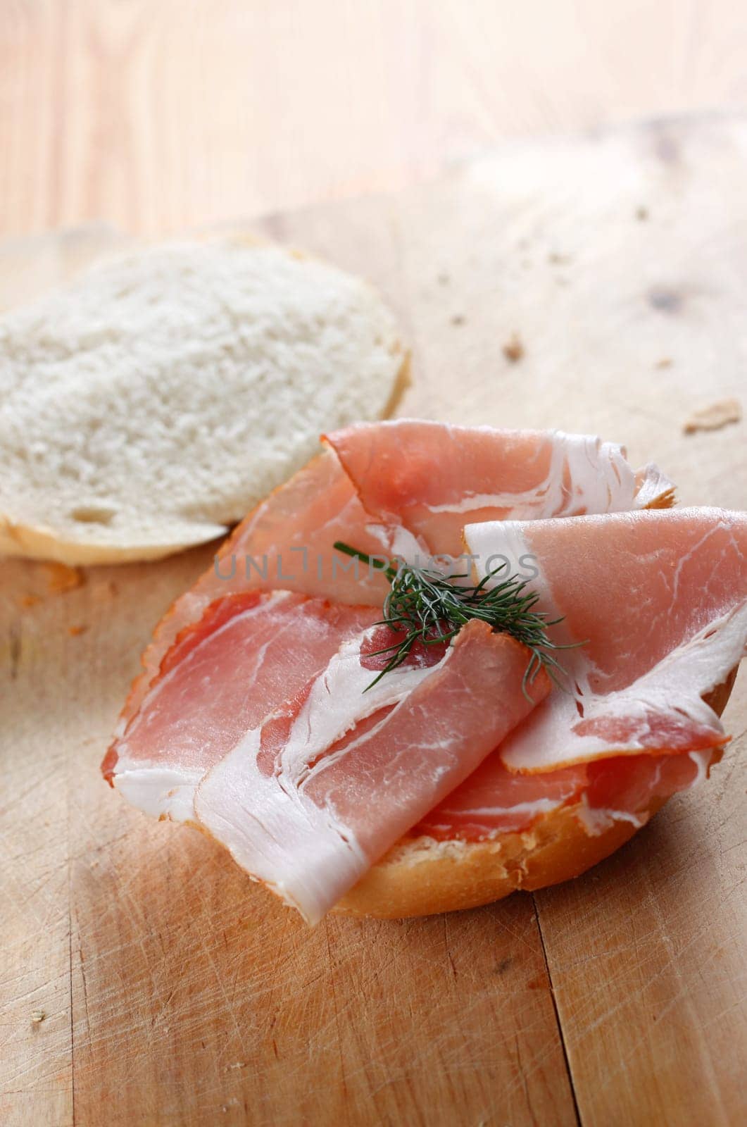 Rolls with ham