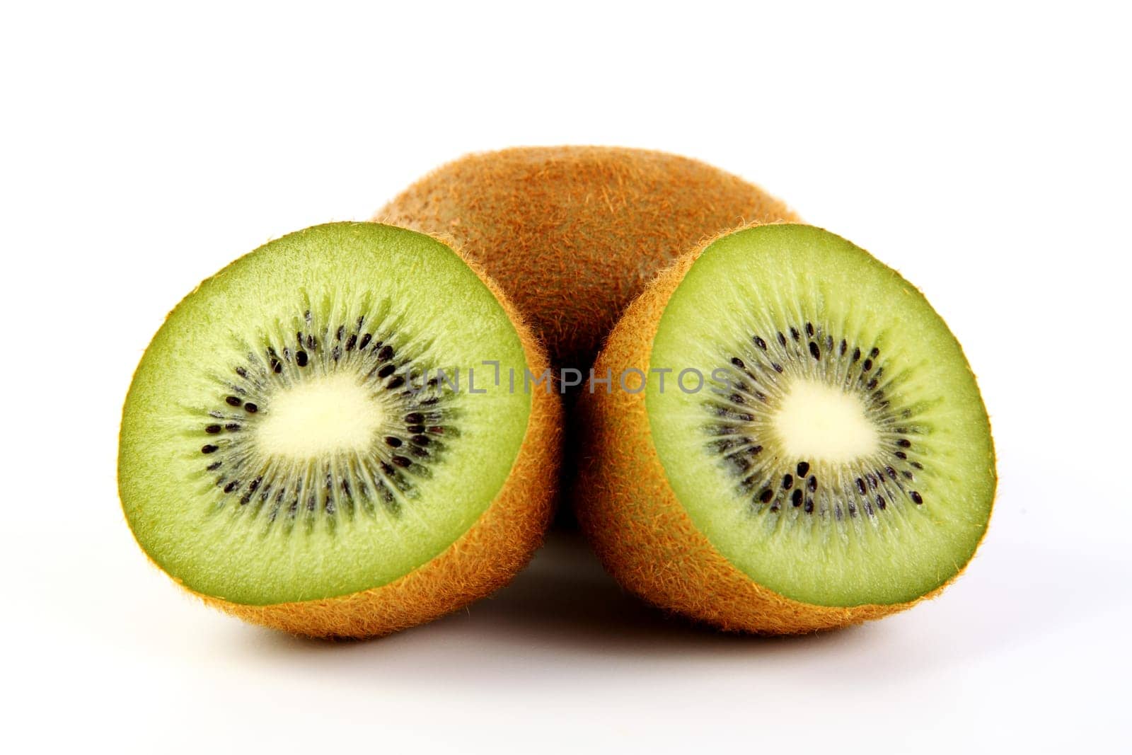 Kiwis - Kiwi with sliced kiwi half