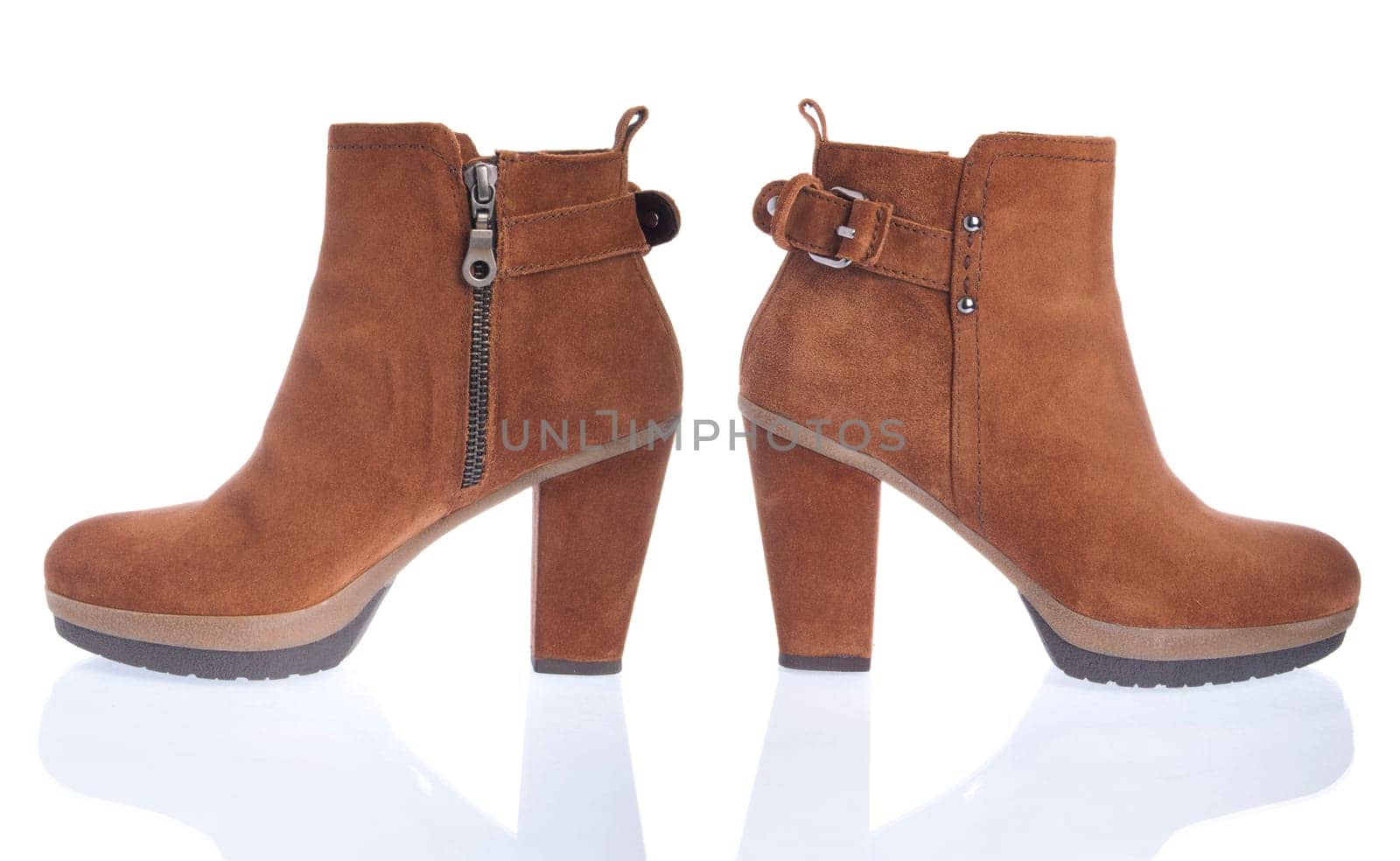 Buckspin boots