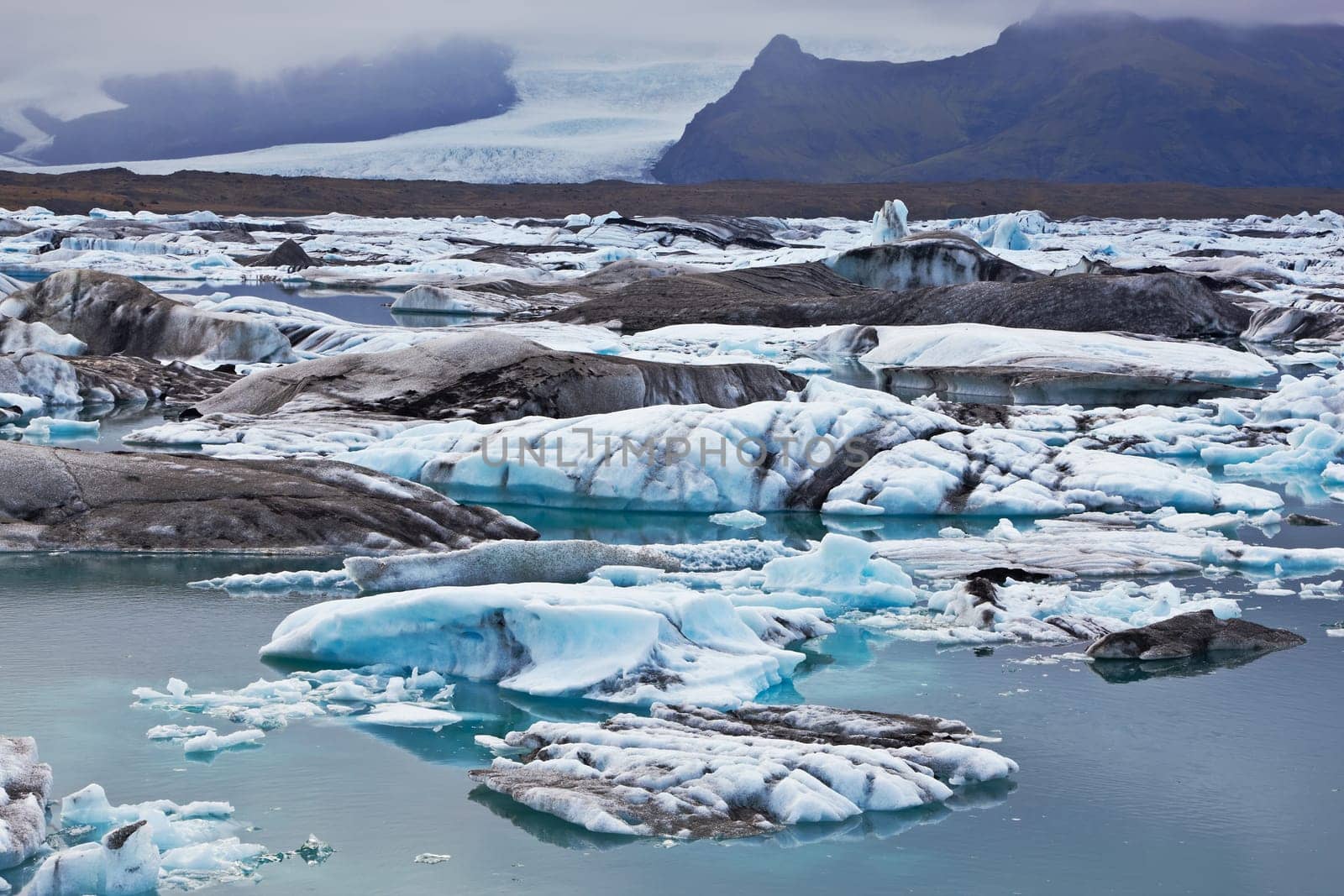 Jokulsarlon Glacial Lagoon, Vatnajokull, Iceland