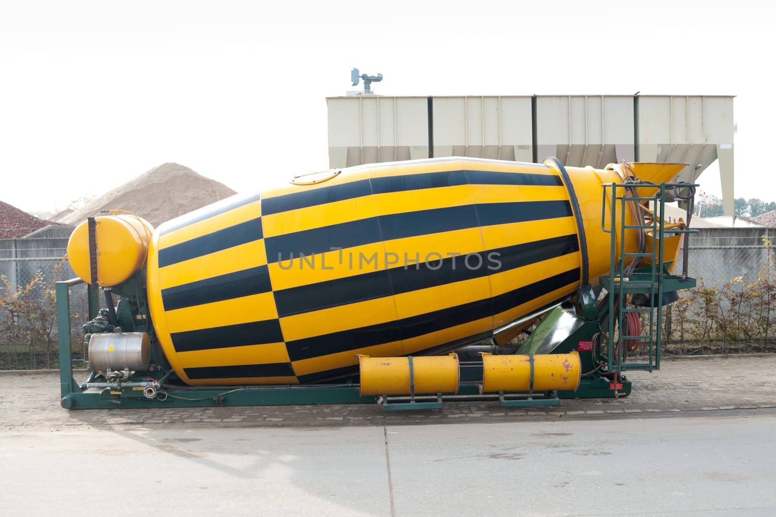 cement mixer