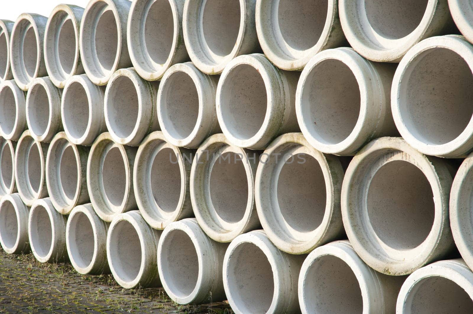 concrete drainage pipes