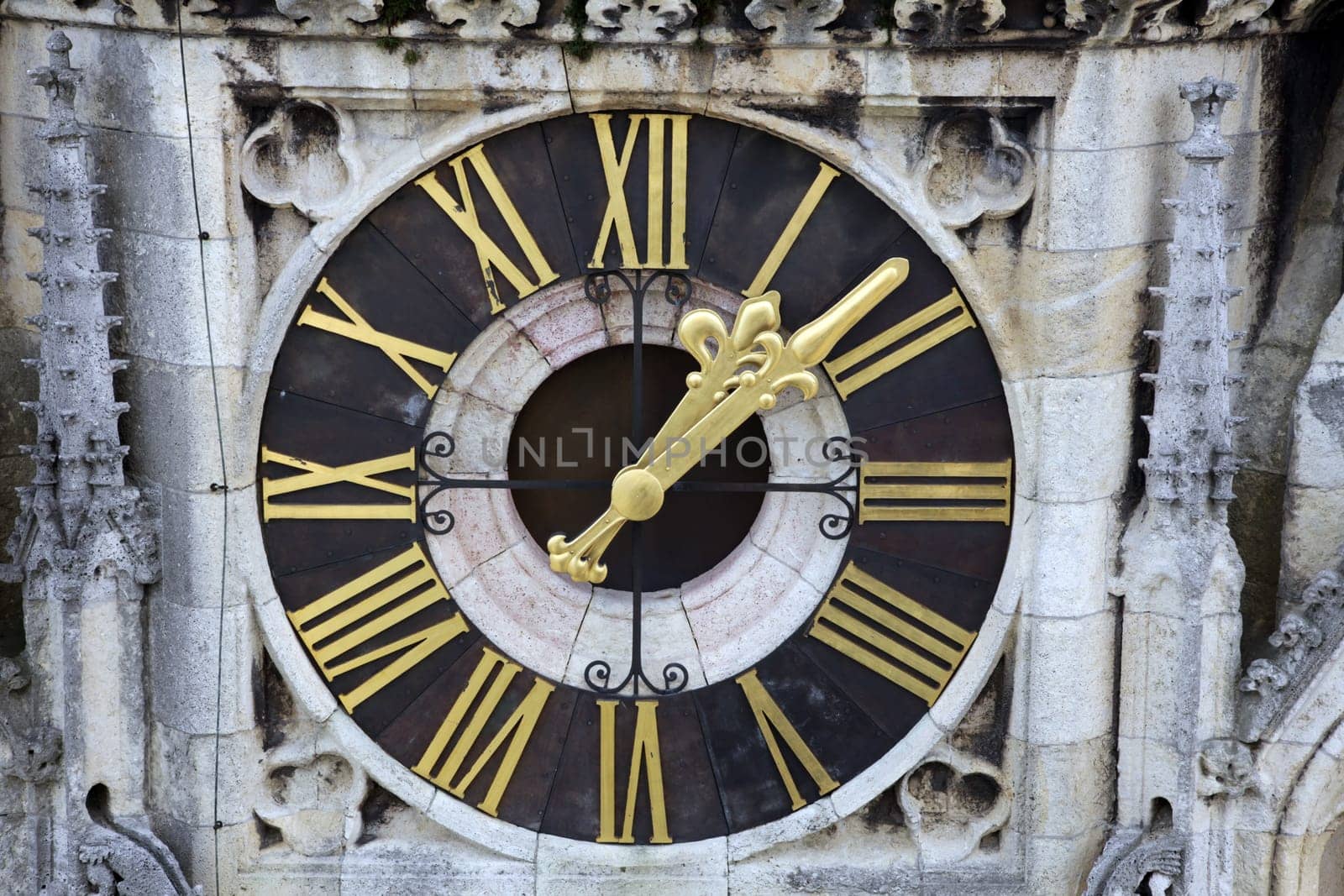 Clock on Zagreb cathedral