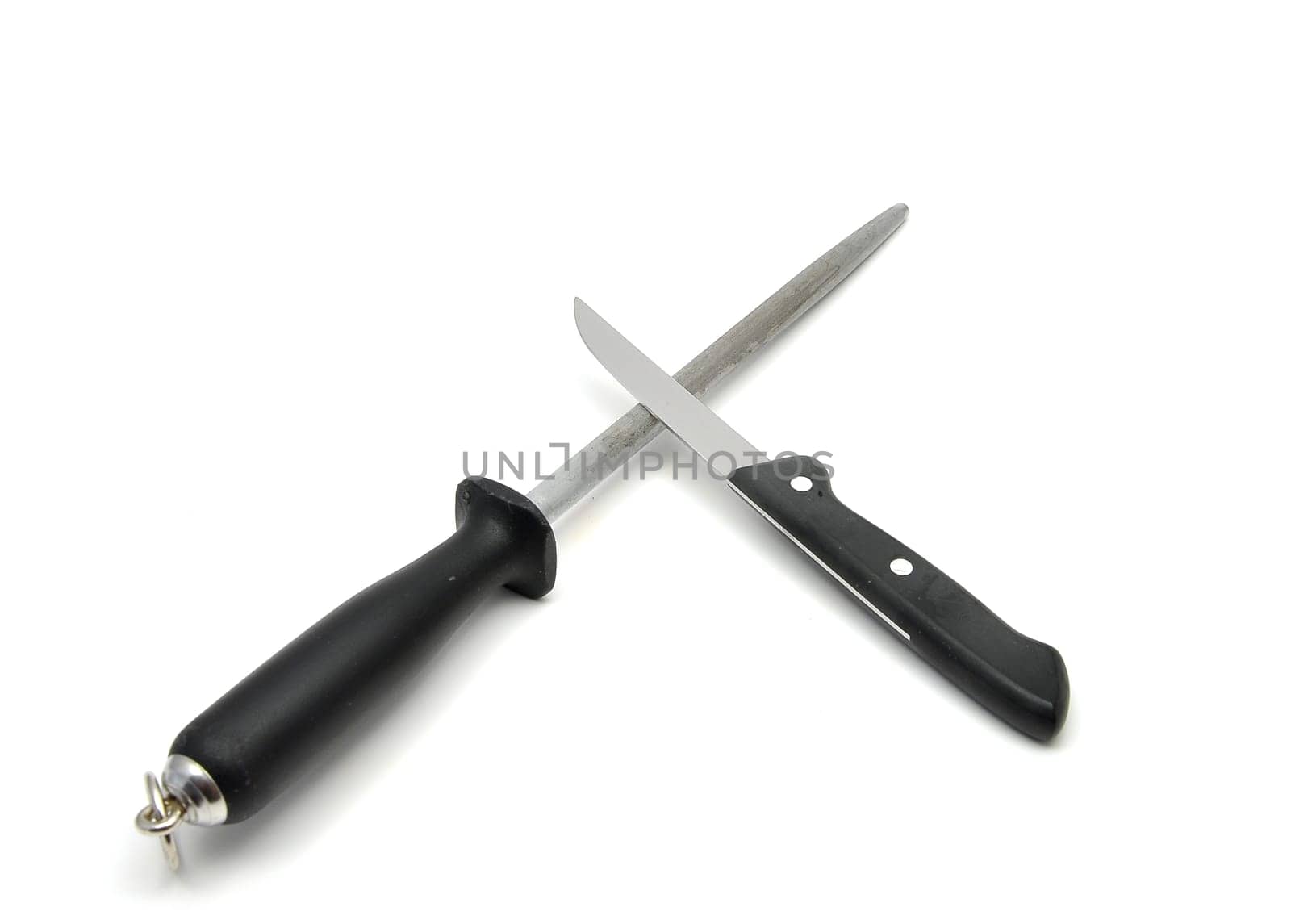 Grinding knives and knives