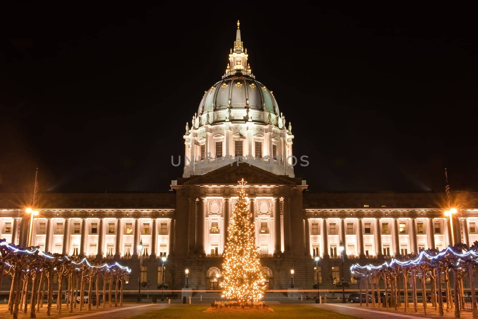 City Hall of San Francisco, California, opened in 1915, in its open space area in the city&#039 s Civic Center, is a Beaux-Arts monument to the brief "City Beautiful"" movement that epitomized the high-minded American Renaissance of the period 18"