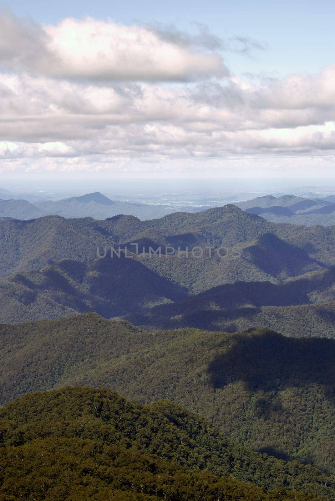 section of the view looking at the distant mountains (world heritage area) at point lookout