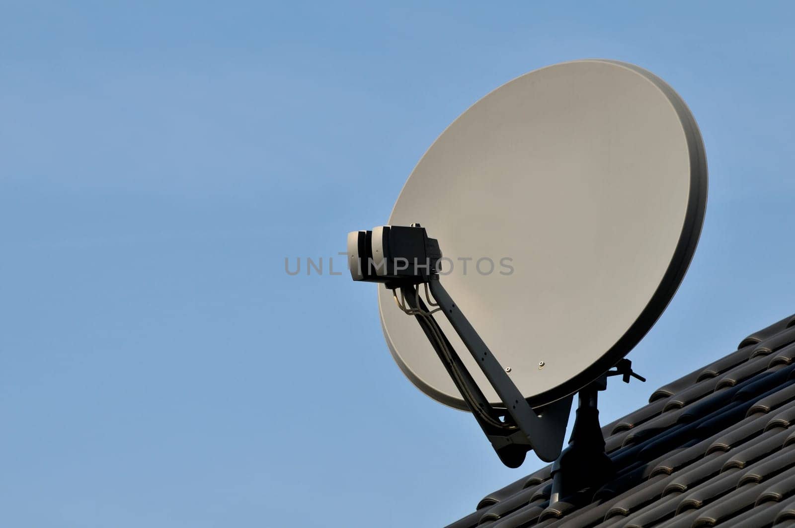 Satellite dish