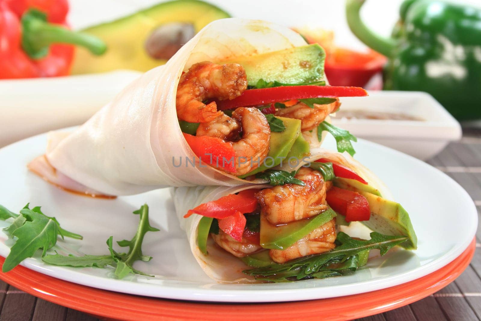 Wrap with king prawns,avocado and arugula