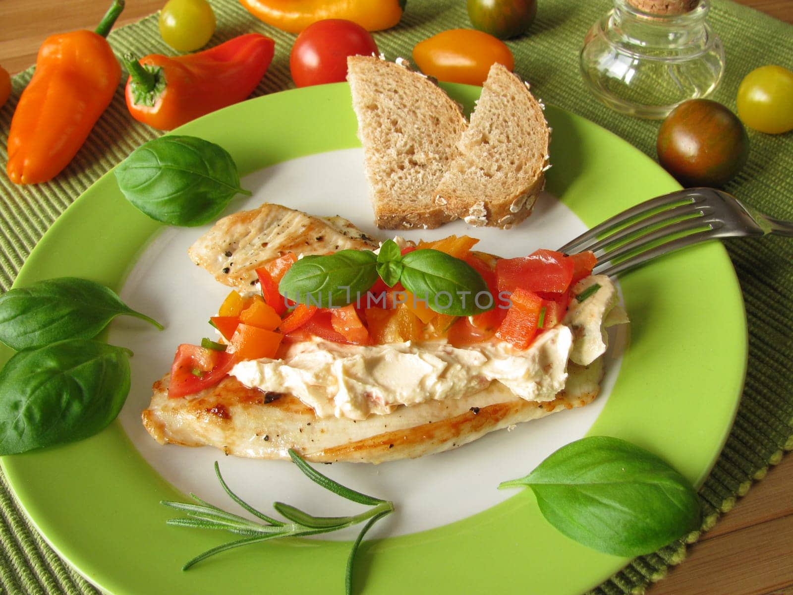 Cream cheese and tomato-pepper salsa on turkey