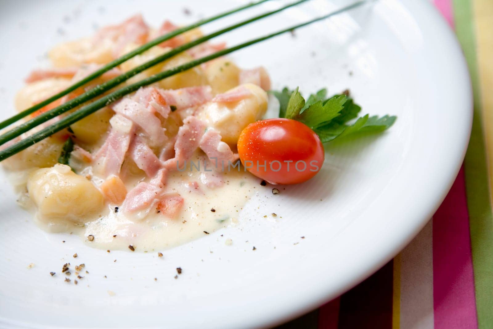 Gnocci with ham and cream sauce