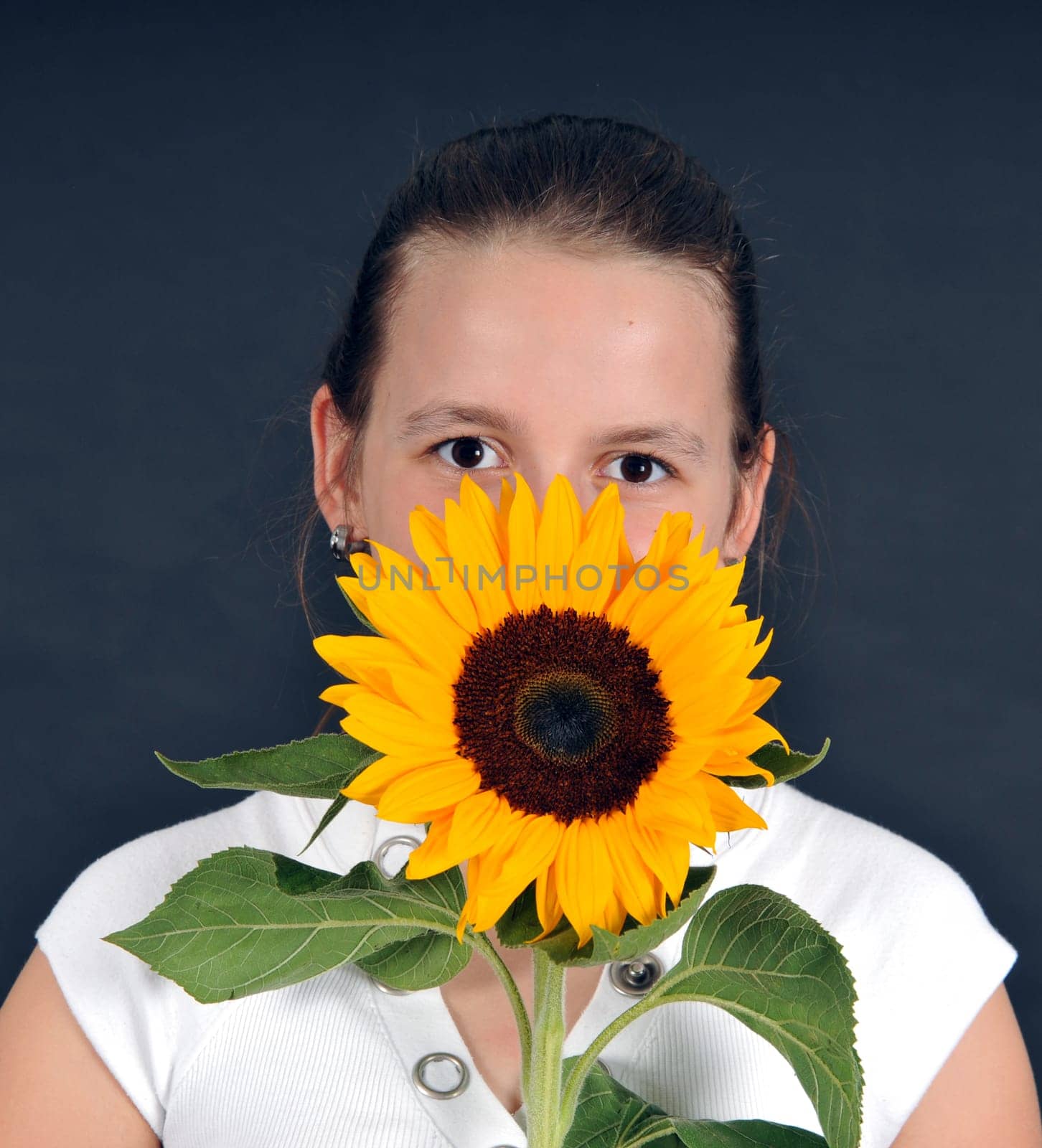 Girl with sunflower