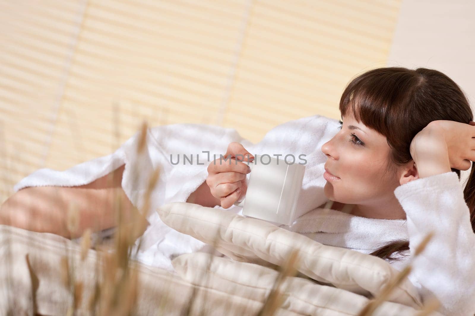 Spa - Young woman at wellness therapy massage treatment