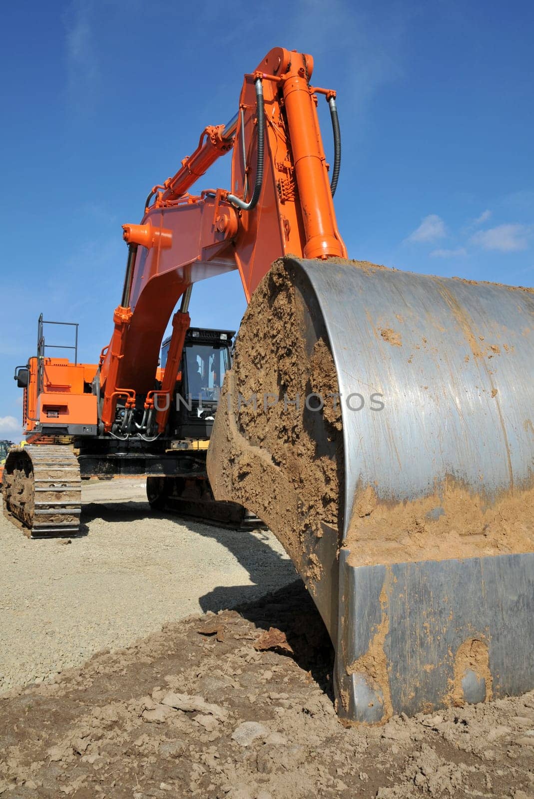 Crawler excavator