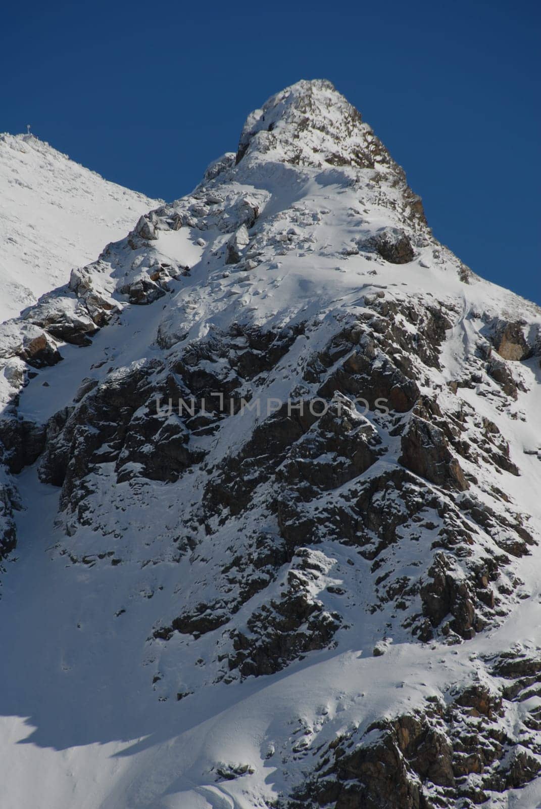 Snow-capped mountain peaks in Kühtai
