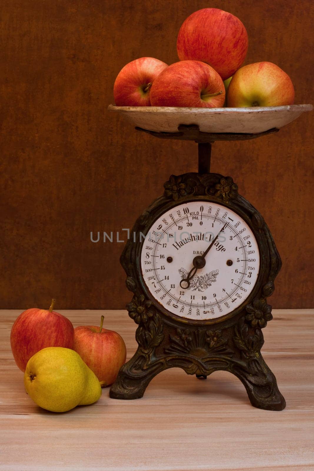 Grandma's Kitchen Scale III