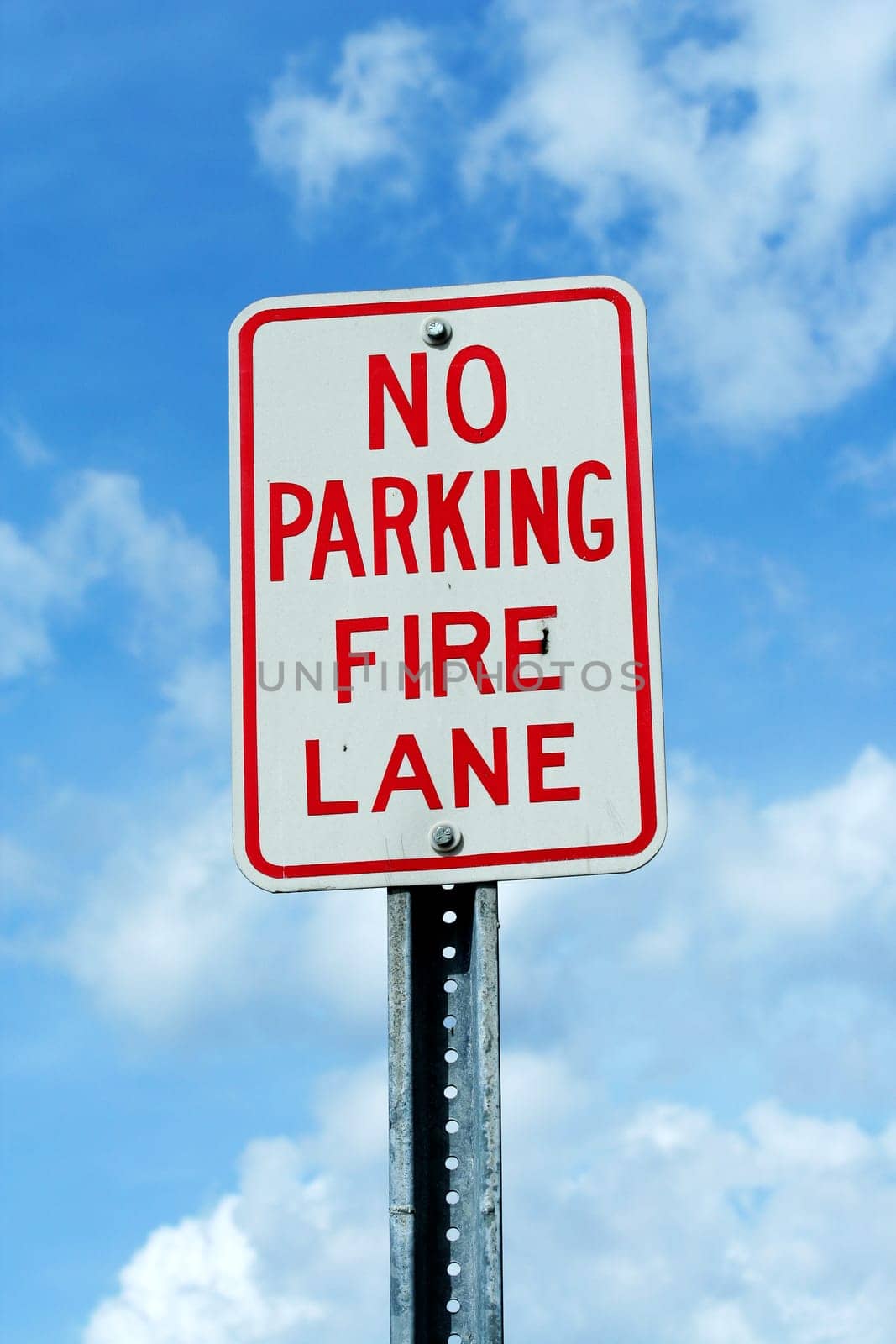 a No parking fire lane sign