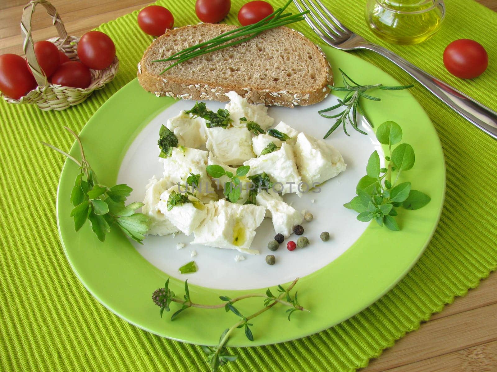 Sheep's cheese with herb pesto