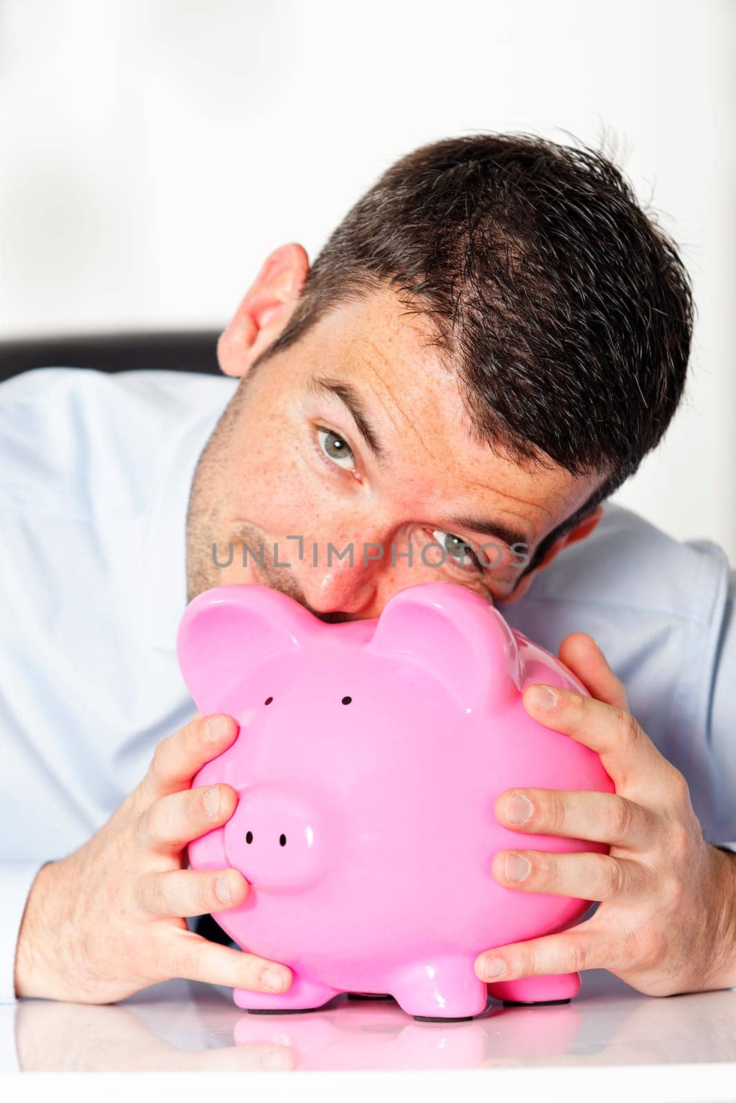 kiss piggy bank