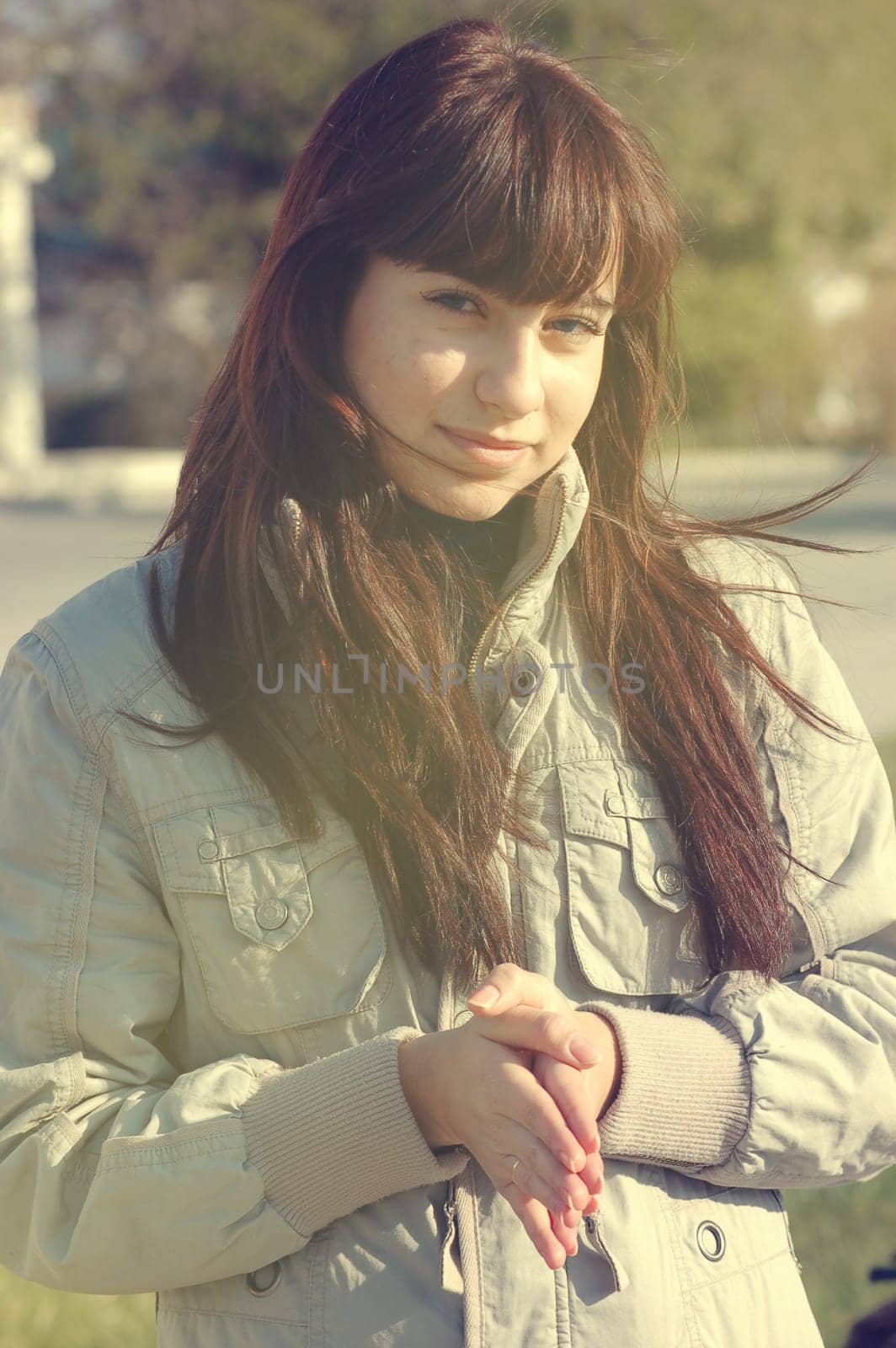 vintage mood - Portrait of beautyful woman in autumn outdoors