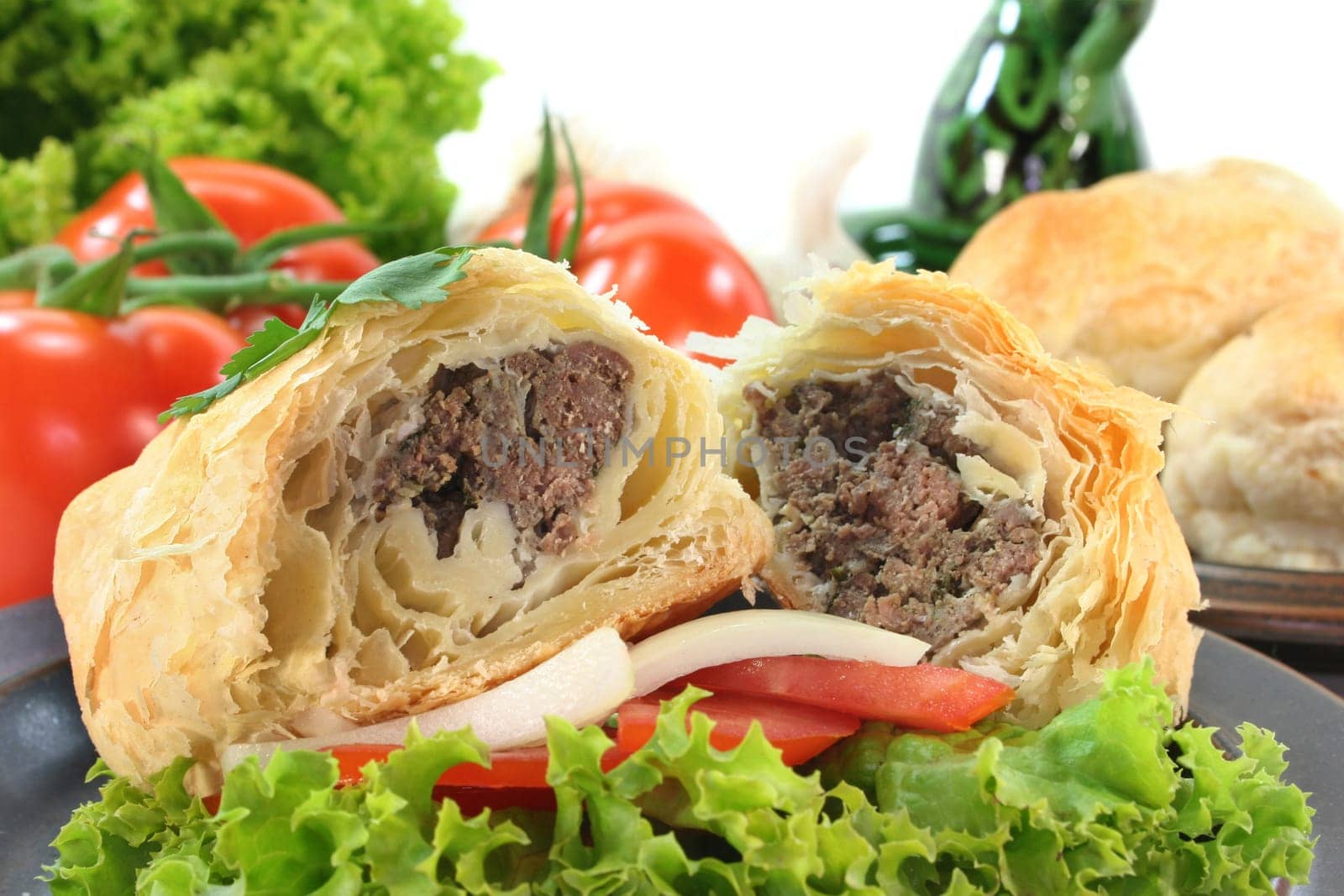 Arabic pâté with minced meat and ginger filling