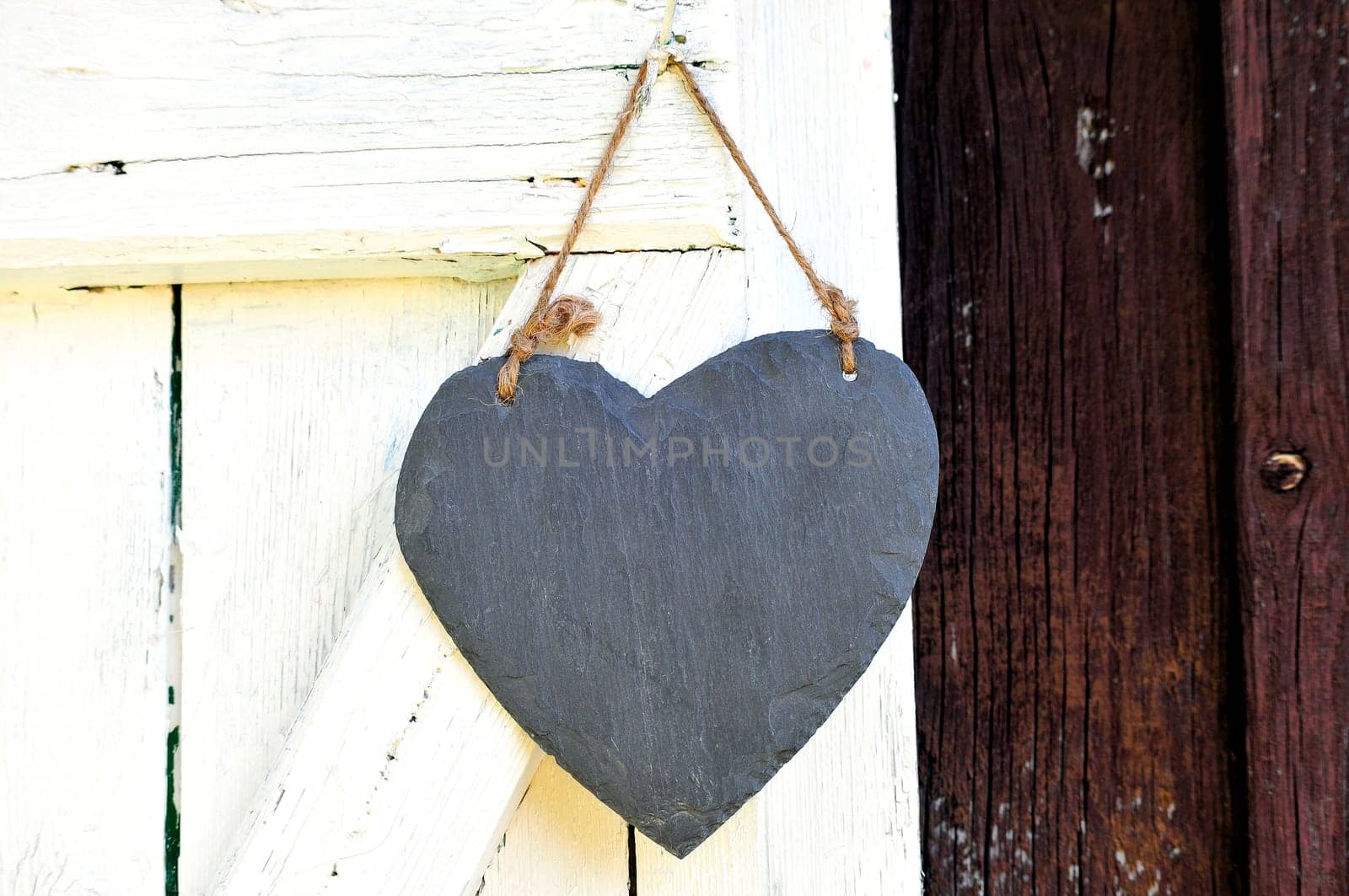 Heart Wood Natural