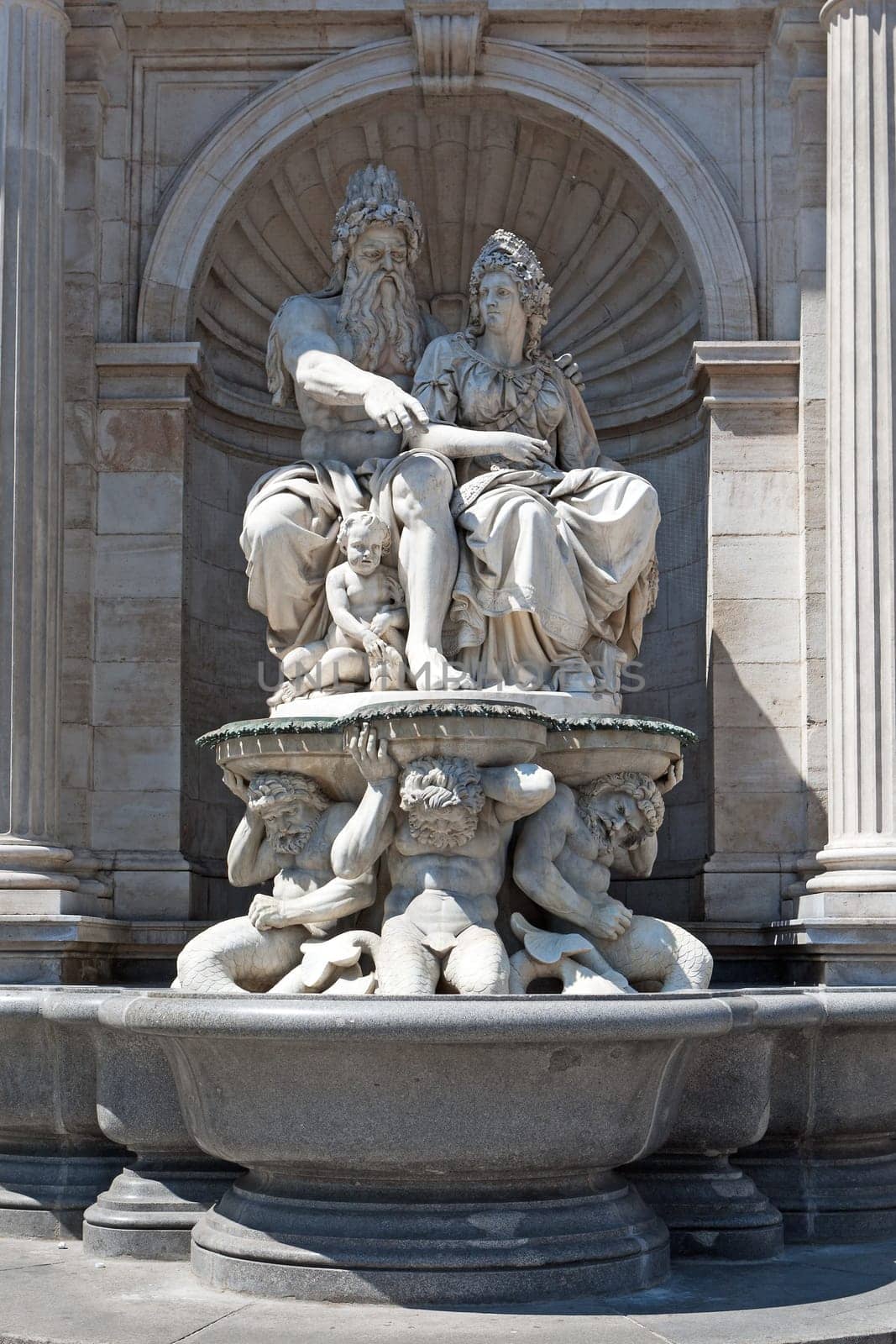 Fountain at the Albertina,Viennese architecture and landmark