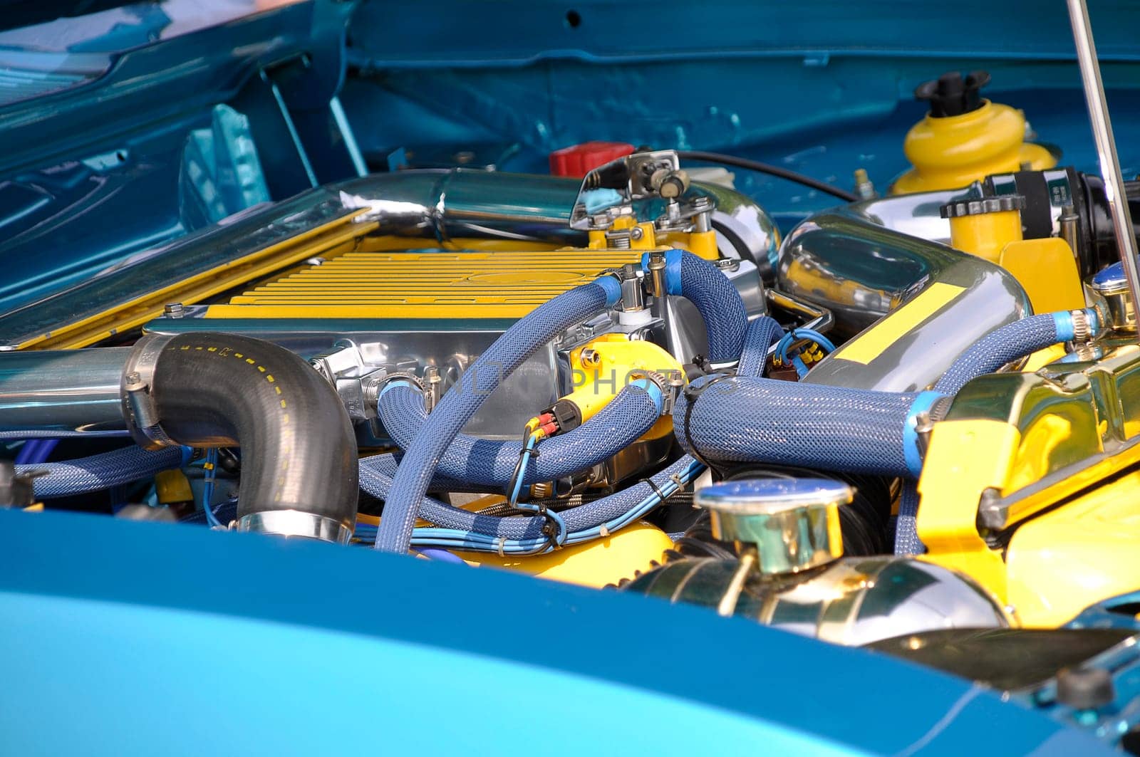 Car engine