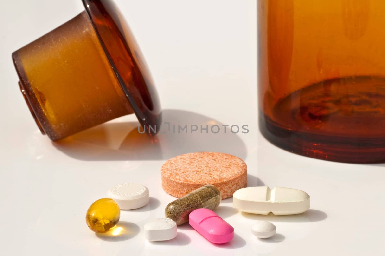 Pills,tablets and capsules