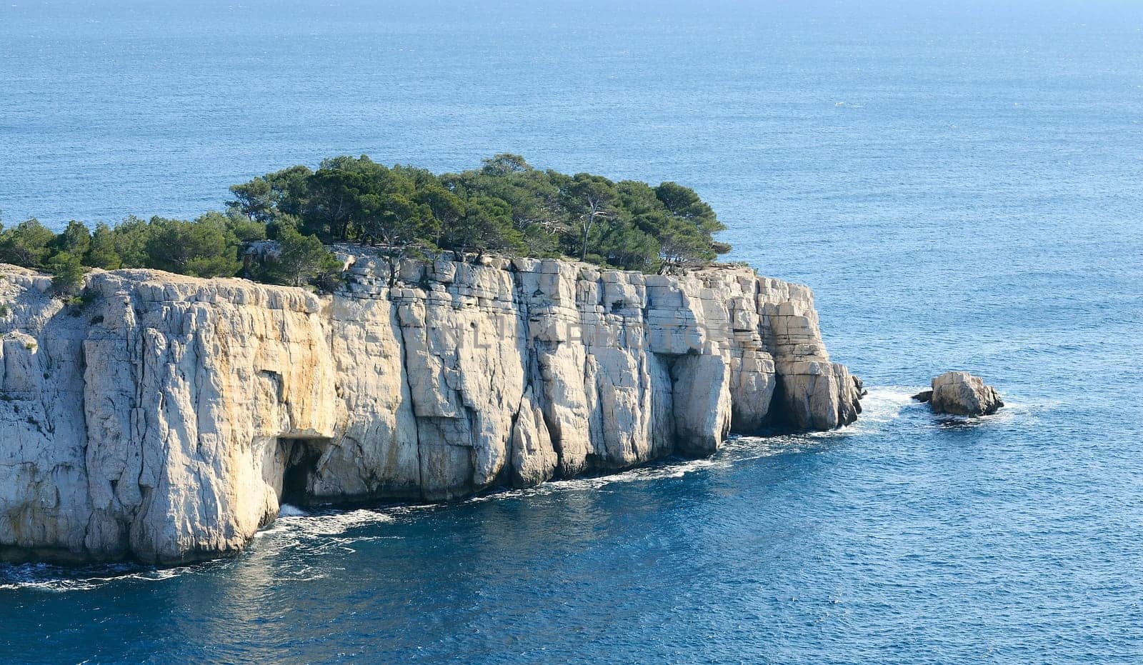 Splendid southern France coast (Calanques de Cassis), southern France