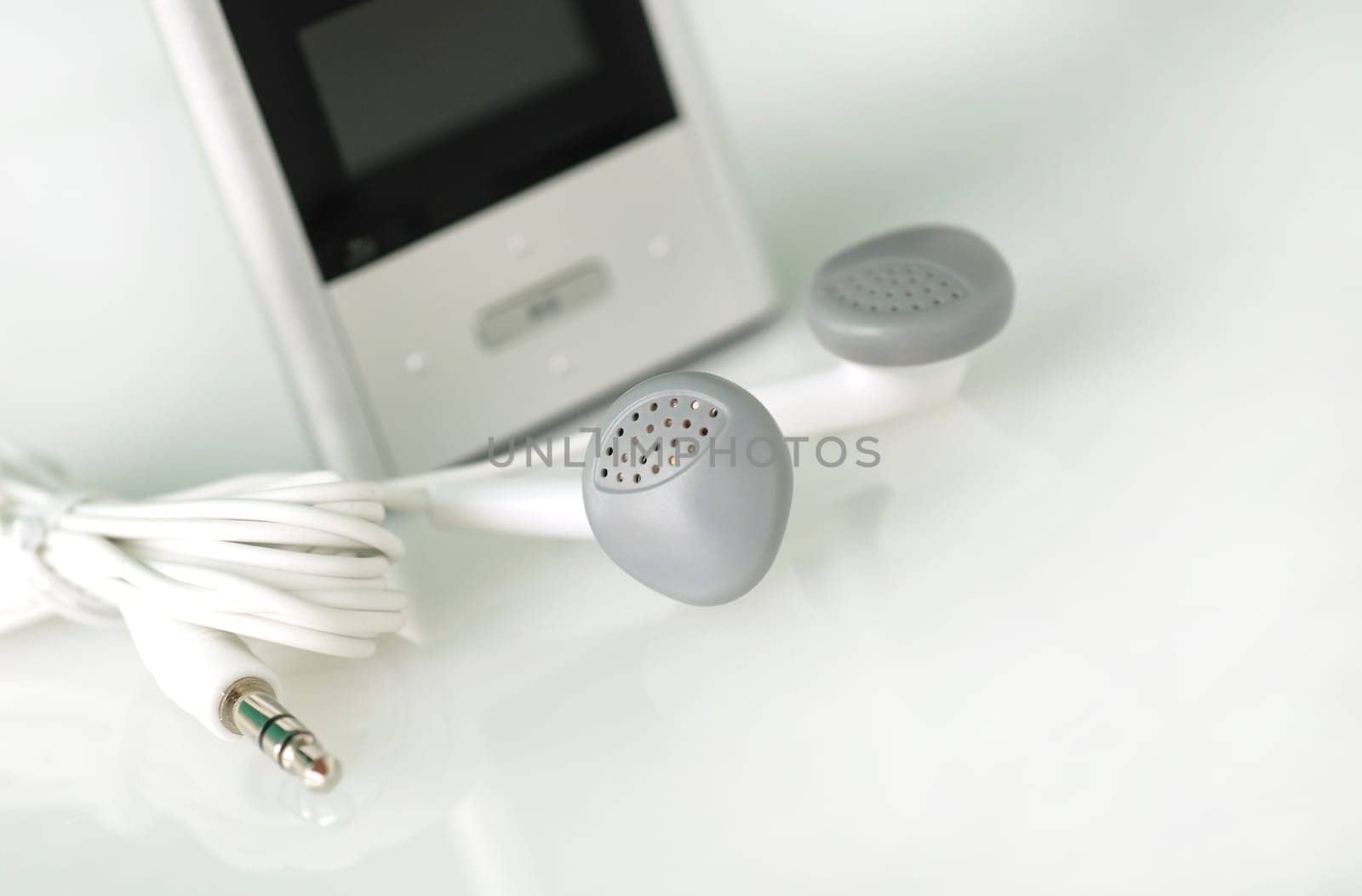 Headphones 04