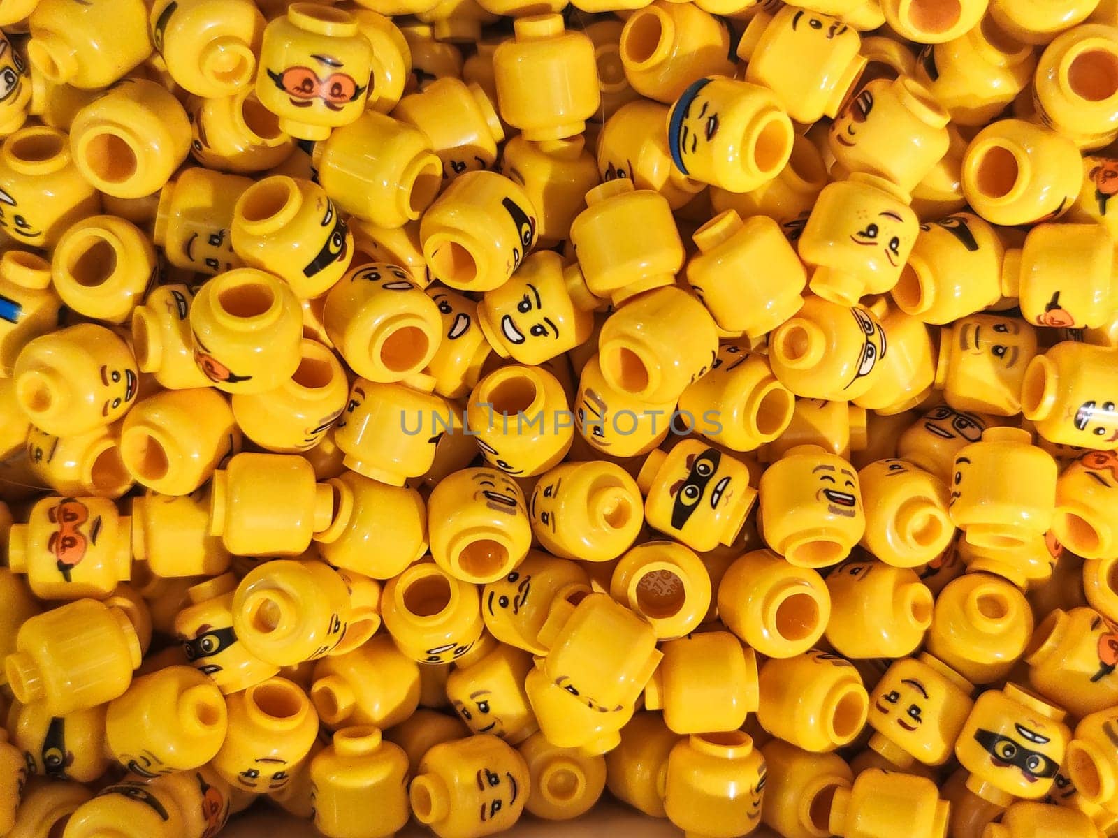 characters from LEGO games shown from above copia by contas