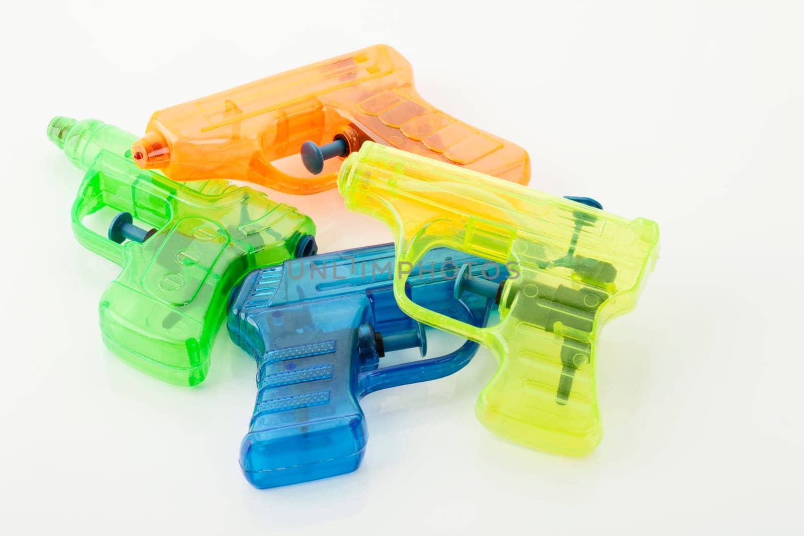 Spray guns
